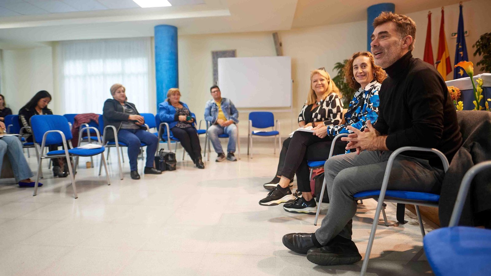 El consejero Eduardo Santos, en el Foro de Personas Migrantes