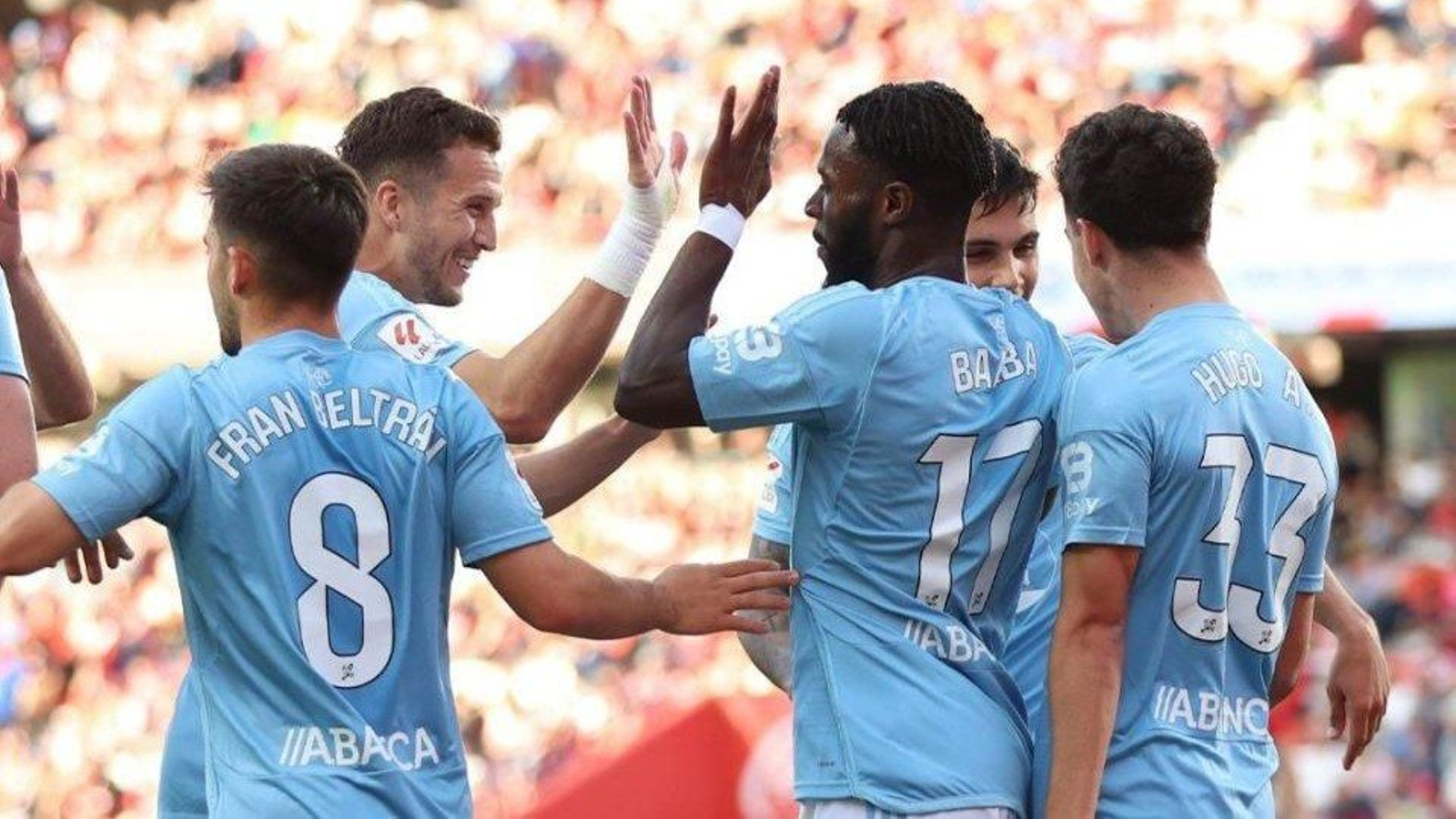 La mayoría de los futbolistas célticos inician las vacaciones el lunes, pero no todos.