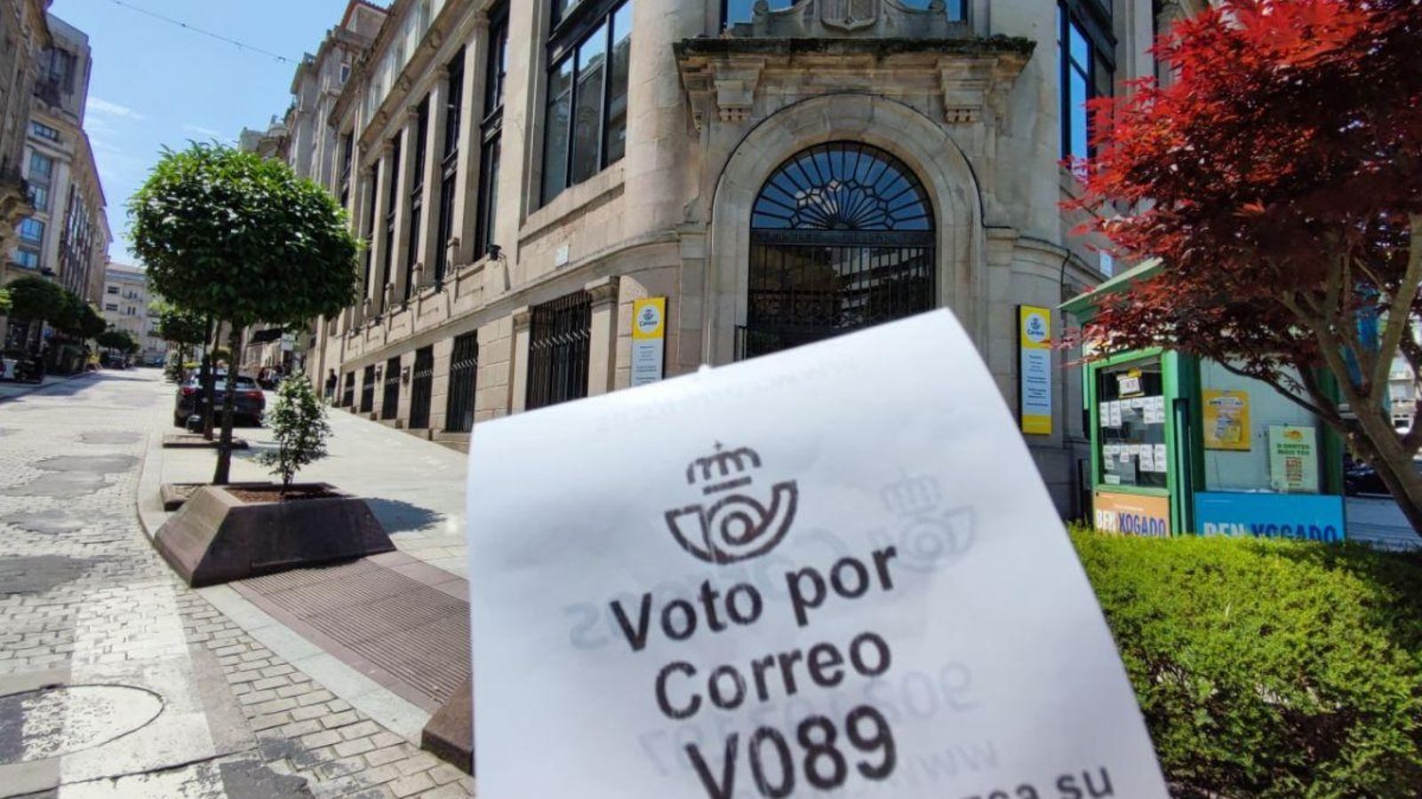 Imagen de archivo de voto por correo.
