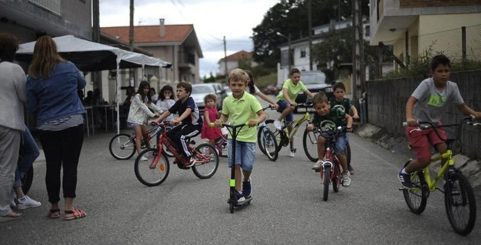 Niños en Magros Beariz