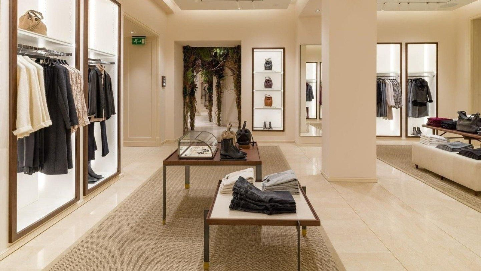 El interior de una tienda de Massimo Dutti. // E.P.