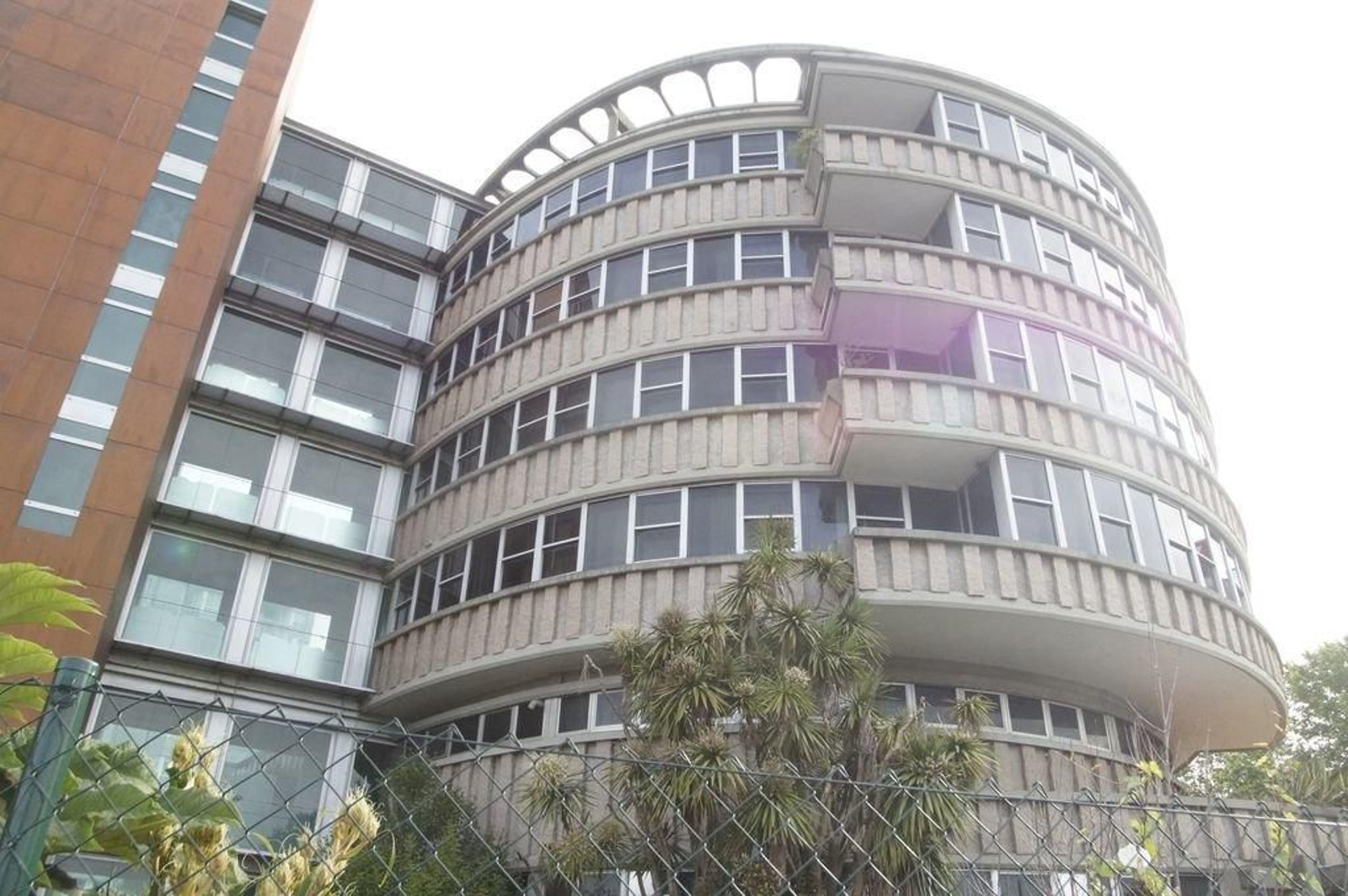 El antiguo policlínico Cíes, de la Tesorería.