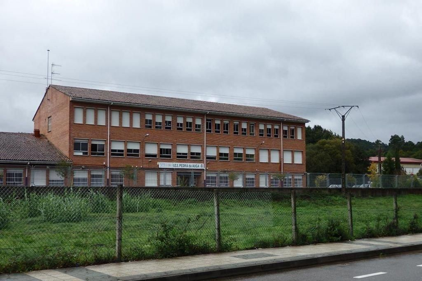 Instituto de Secundaria, IES Pedra da Auga de Ponteareas.