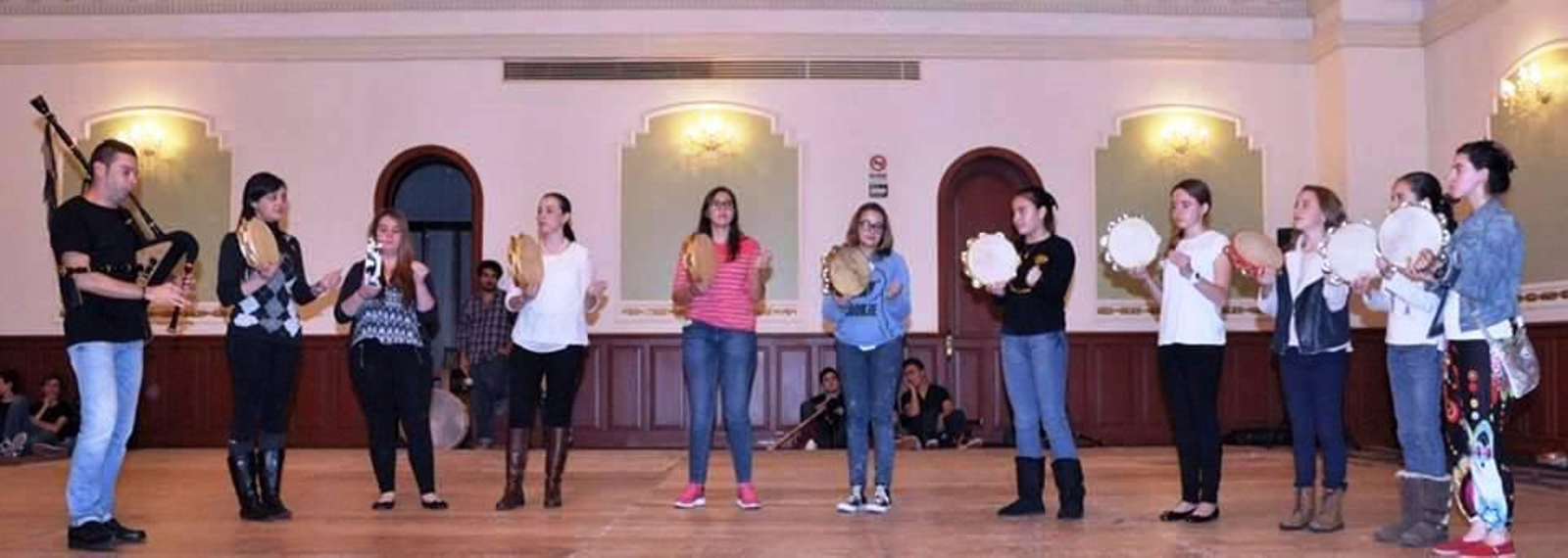 Imagen de archivo de uno de los programas de talleres de Emigración, celebrado en el Centro Gallego de México