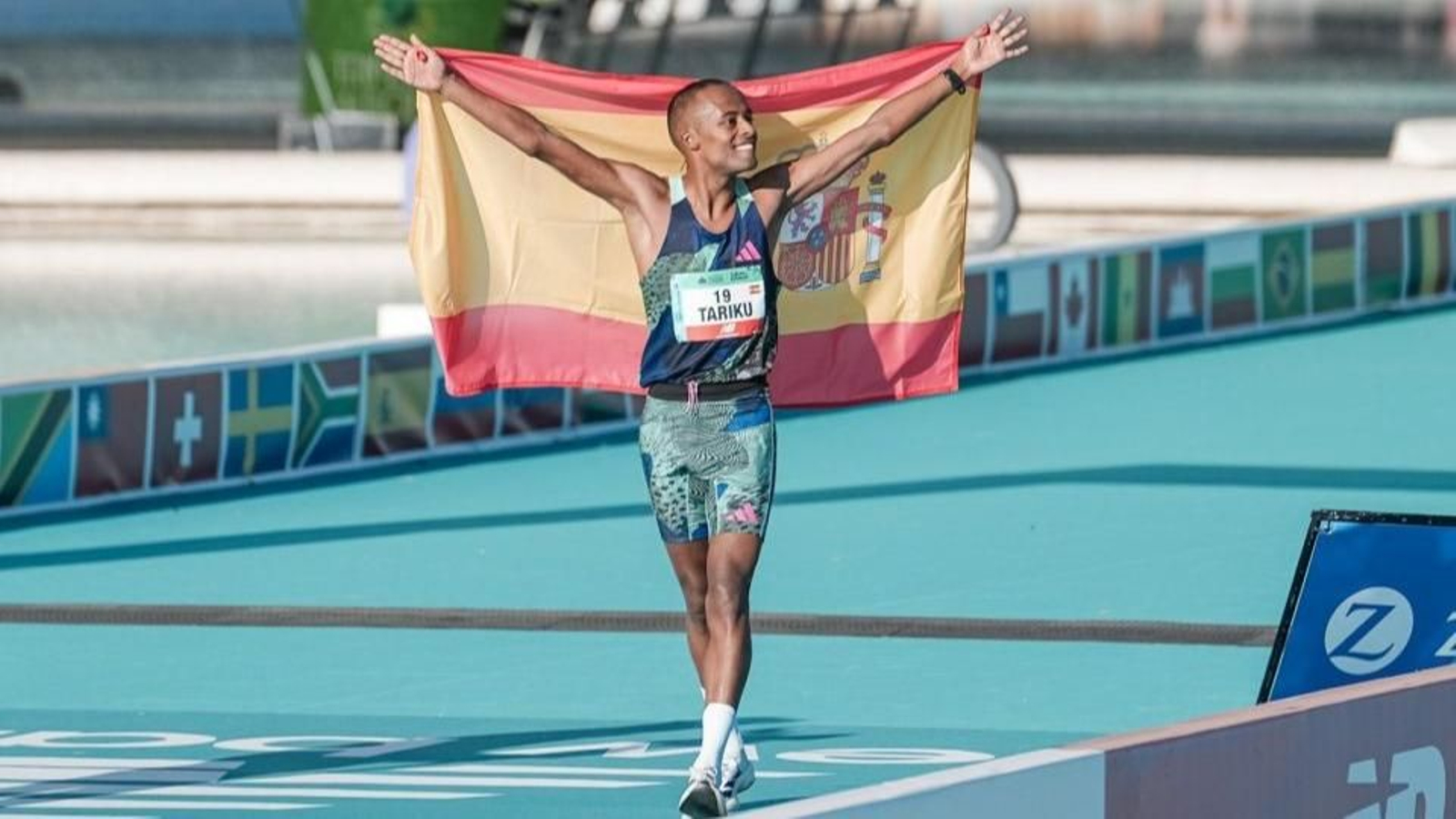 Tariku Novales fue el mejor español en la línea de meta en Valencia.