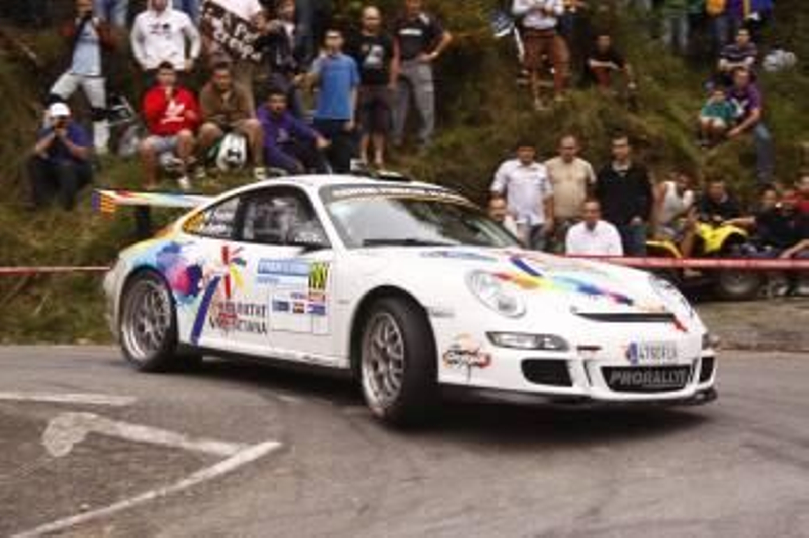El alicantino Miguel Fuster a bordo del Porsche 911 Gt3 (Foto: Prensa Rallye Príncipe)