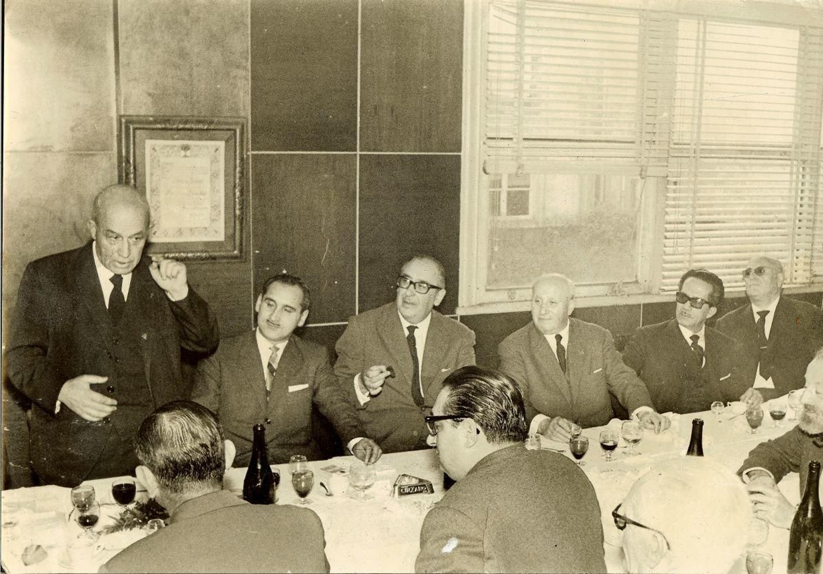 Cunqueiro y otros personajes vigueses de su tiempo.