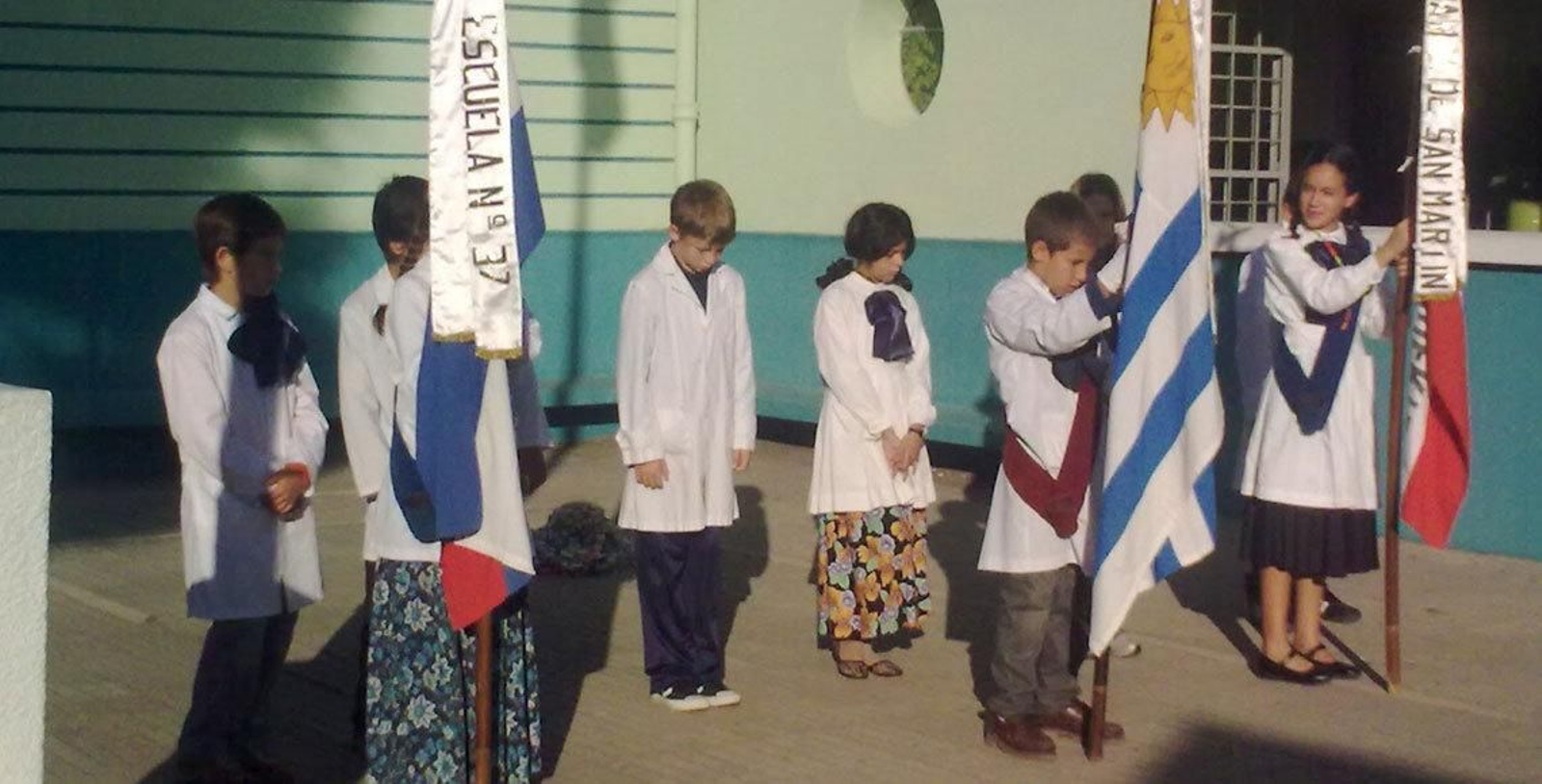 Niños de la Escuela de San Javier, en Uruguay.