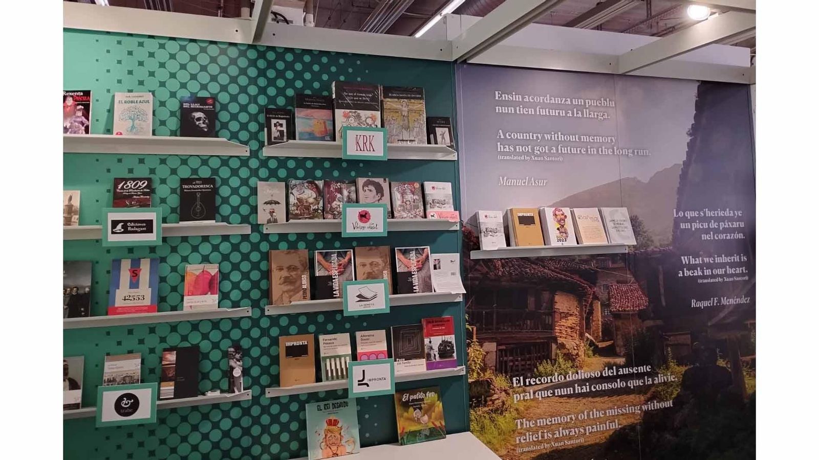 Estand de Asturias en la Feria del Libro de Fráncfort