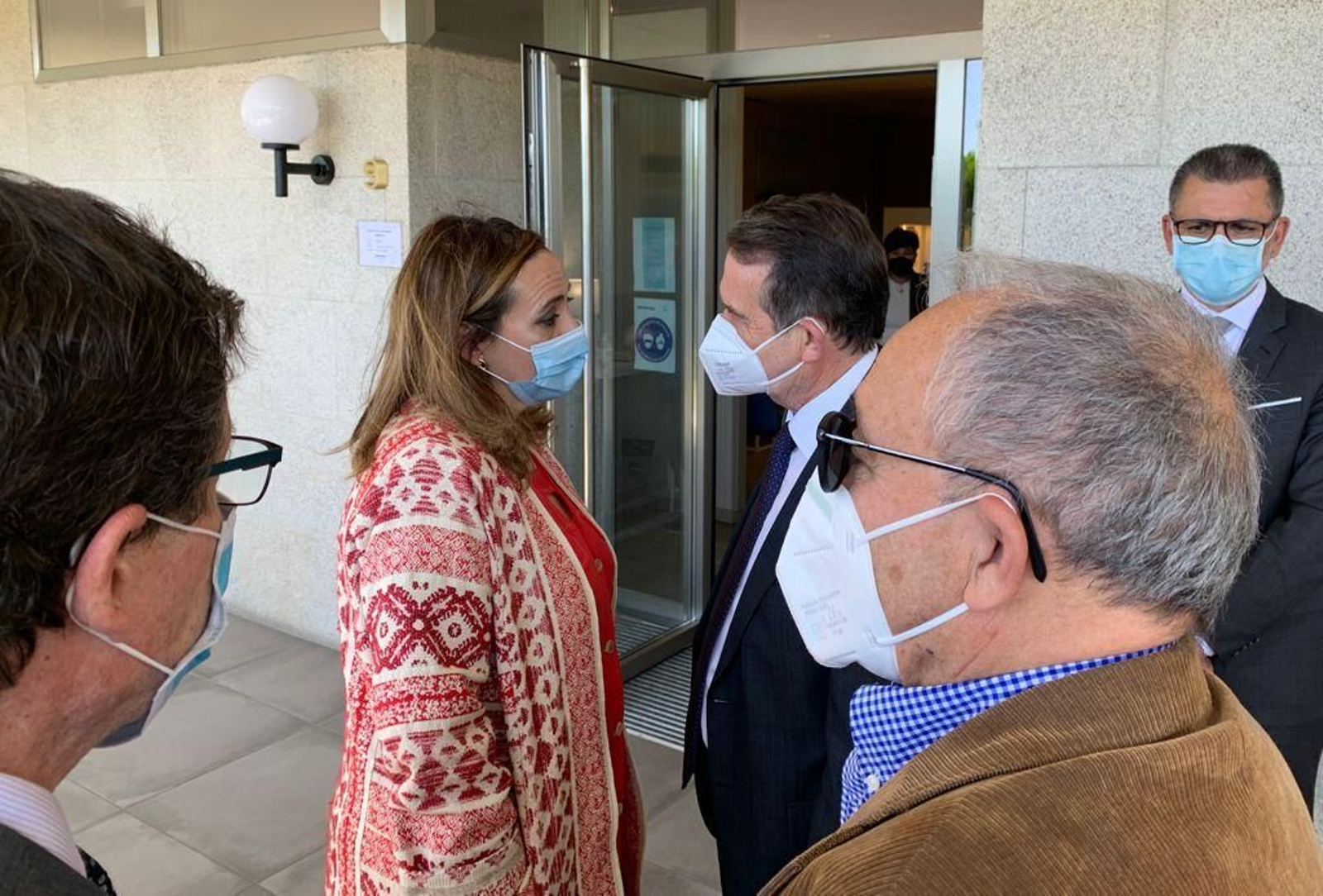 Abel Caballero, con la hija de Isaura Abelairas.