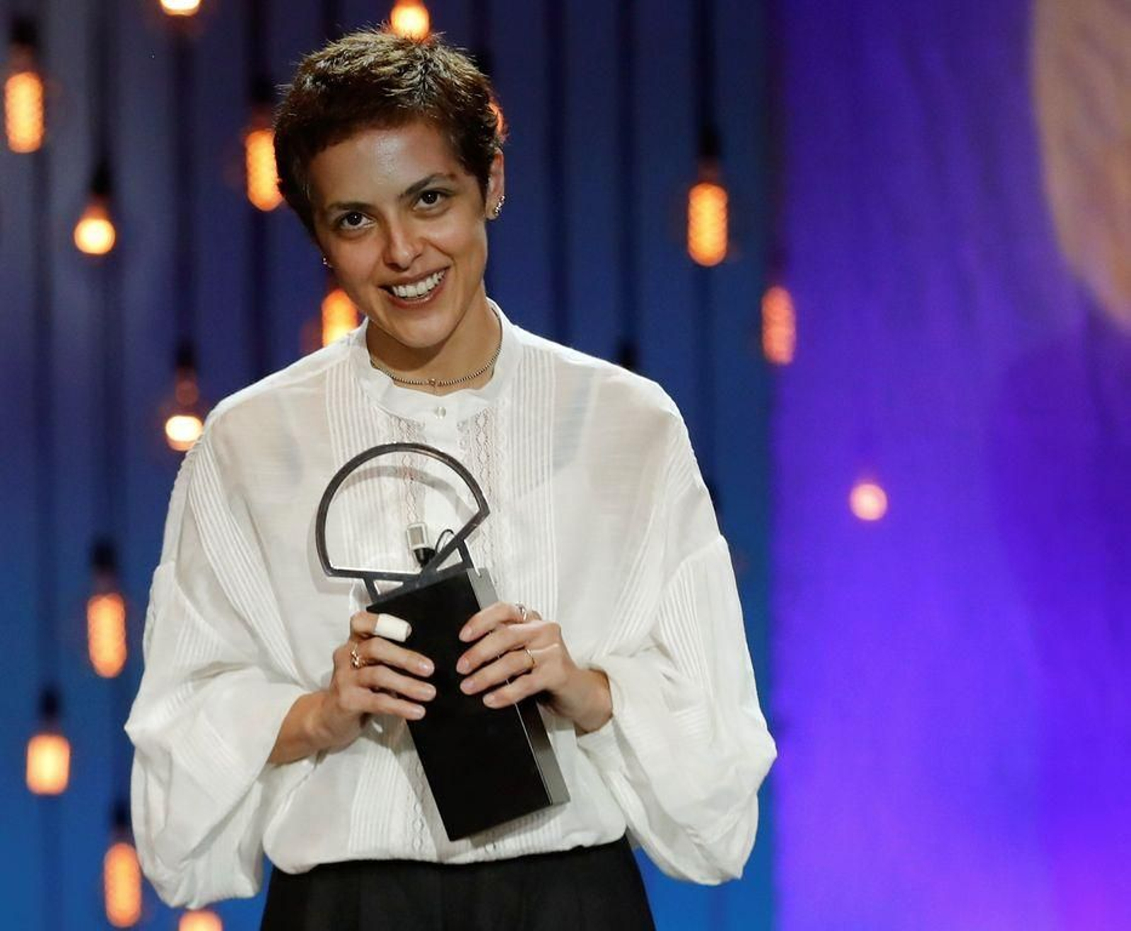 Kulumbegashvili, con el premio.