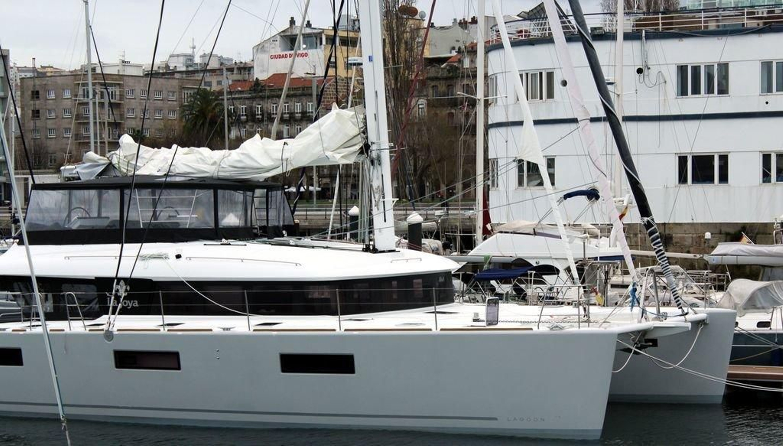 El puerto deportivo del Real Club Náutico mejora su posicionamiento.