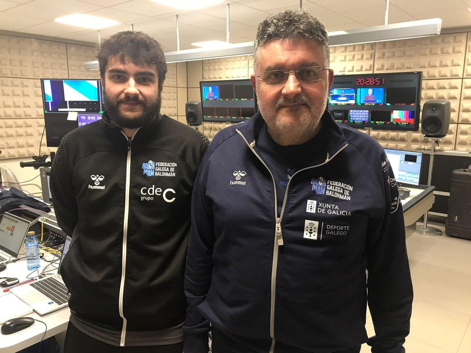 Aurelio y Pablo, árbitros de la Federación Galega de Balonmán. // X