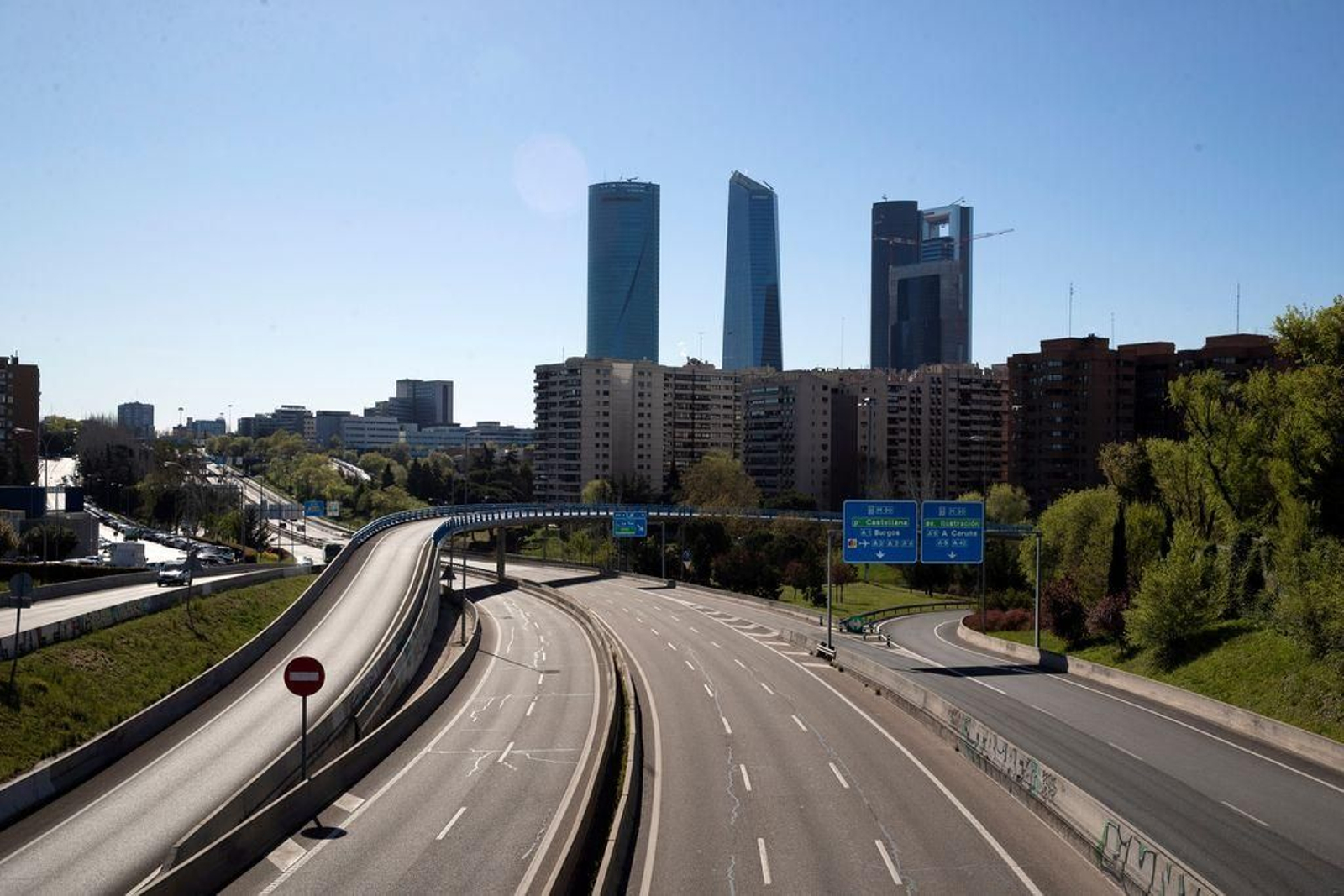 Madrid, sin tráfico ninguno, a primera hora de la mañana.