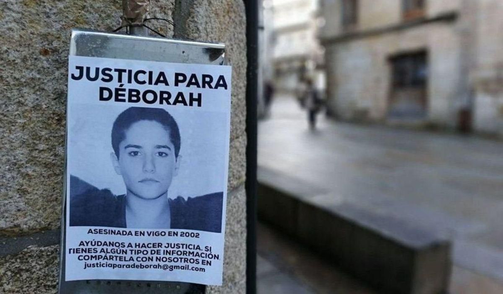 Cartel de justicia para Déborah.
