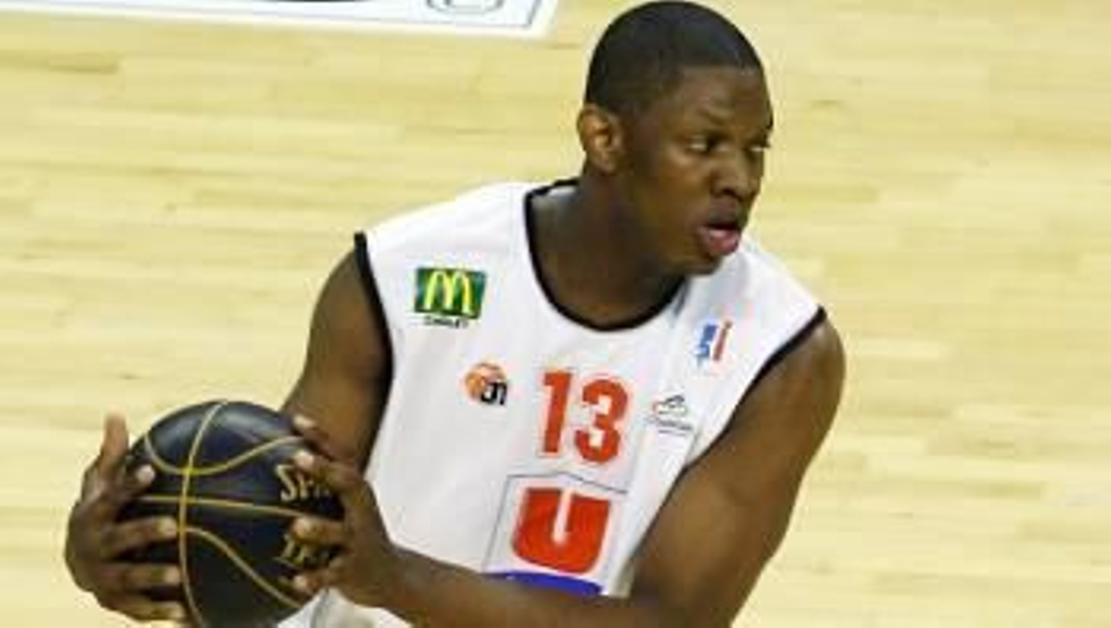 Kevin Seraphin en su etapa en Cholet (Foto: EFE)