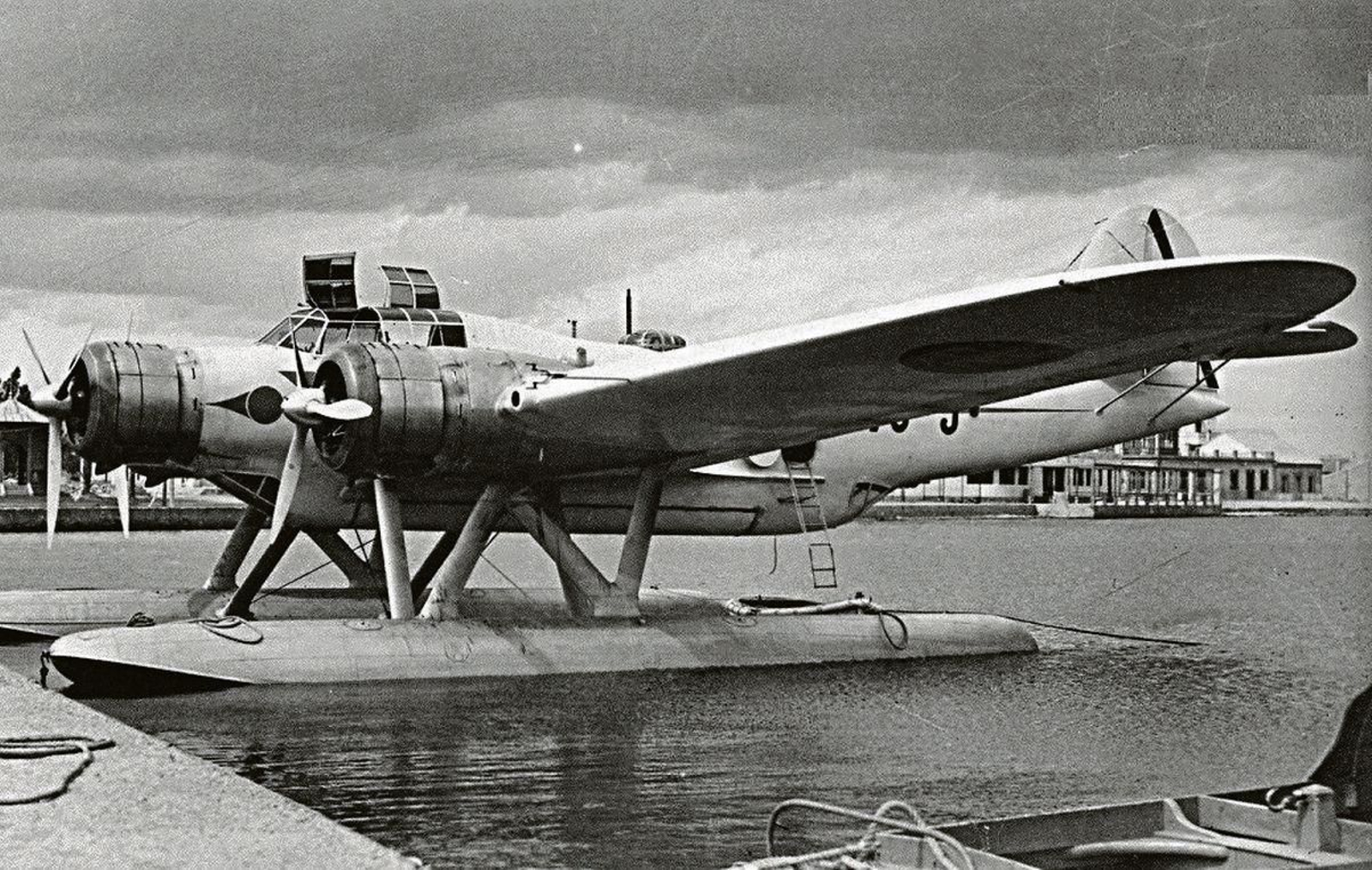 El Hidroavión CANT Z 506, idéntico al que pilotaba Franco cuando cayó al mar.