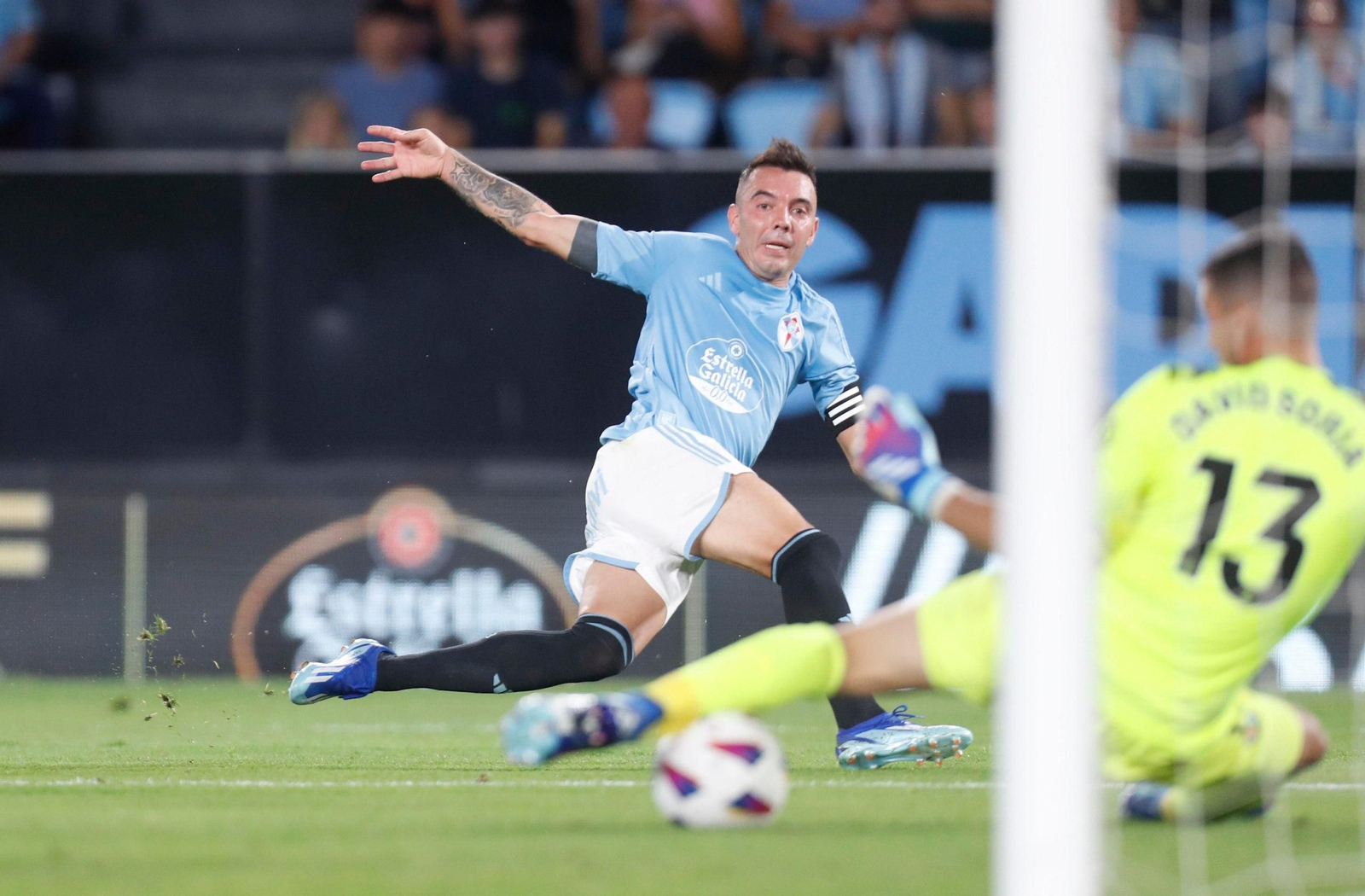 Disparo de Aspas que detiene Soria.