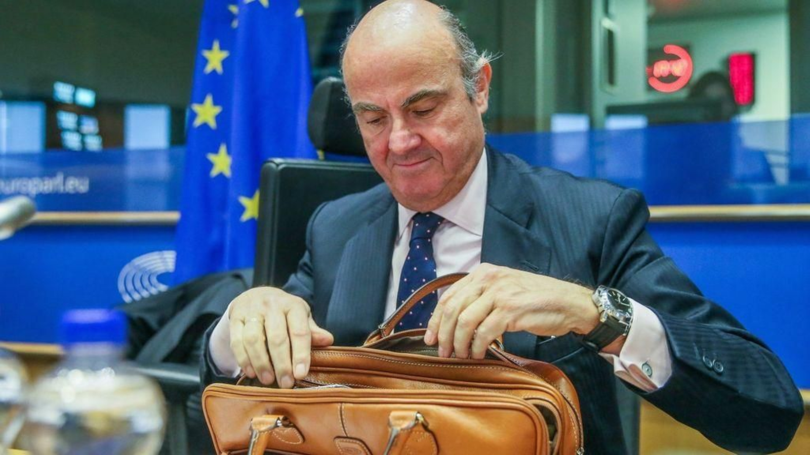 El exministro español de Economía y vicepresidente del BCE, en una comparecencia en la Eurocámara.