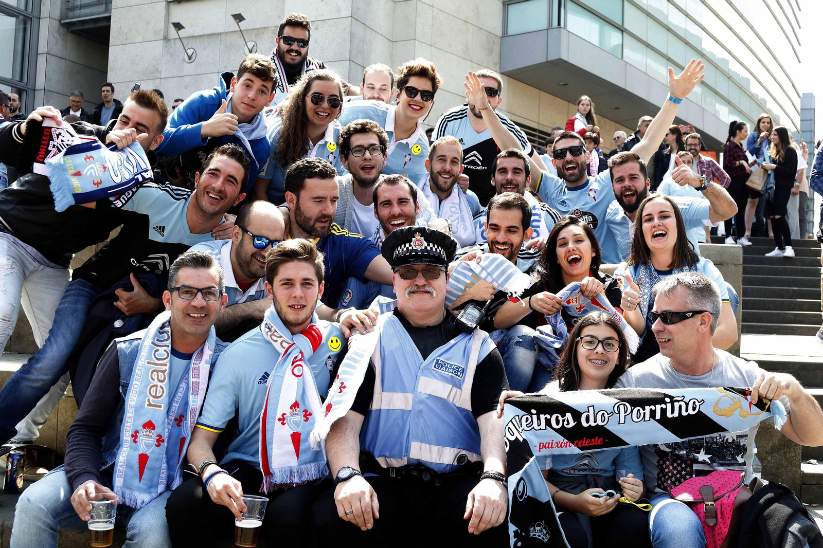 El viaje de la afición celeste a Manchester, el 11 de mayo de 2017. // J.V. Landín