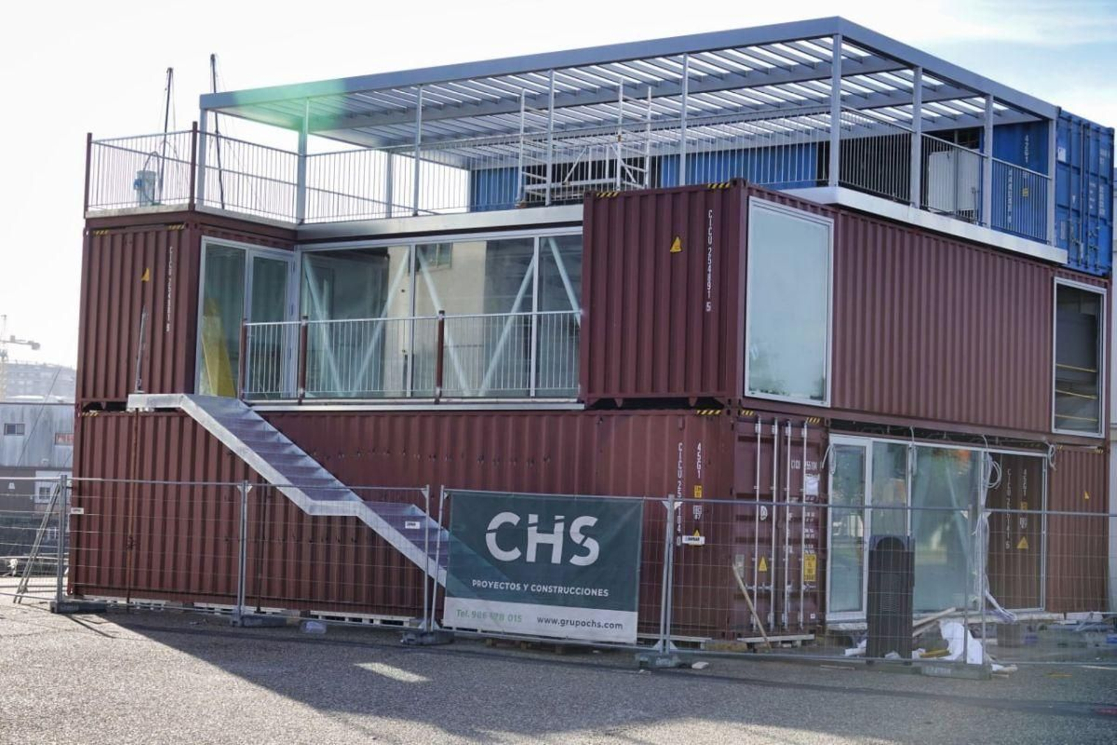 El bar se trasladó desde el interior del muelle de reparaciones de Bouzas.