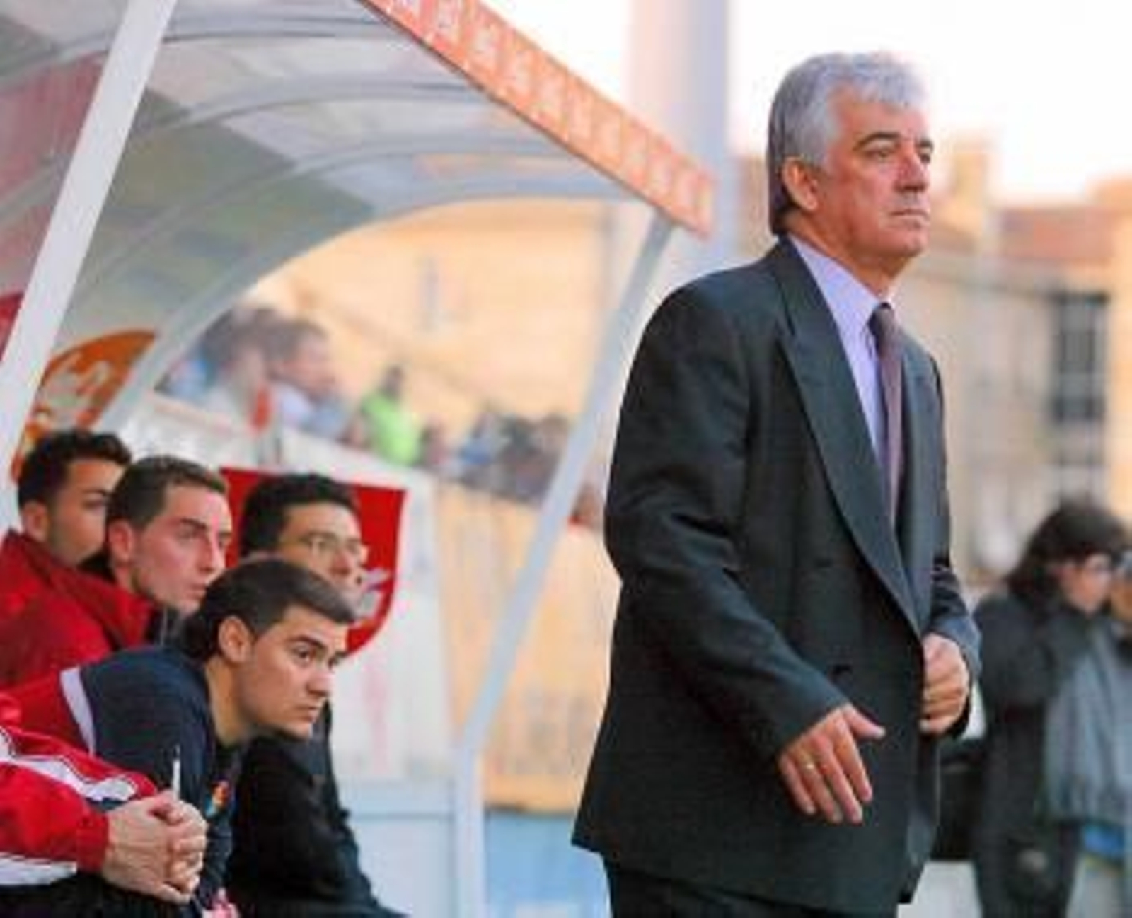 El entrenador, Manolo Tomé durante su etapa en el Ourense