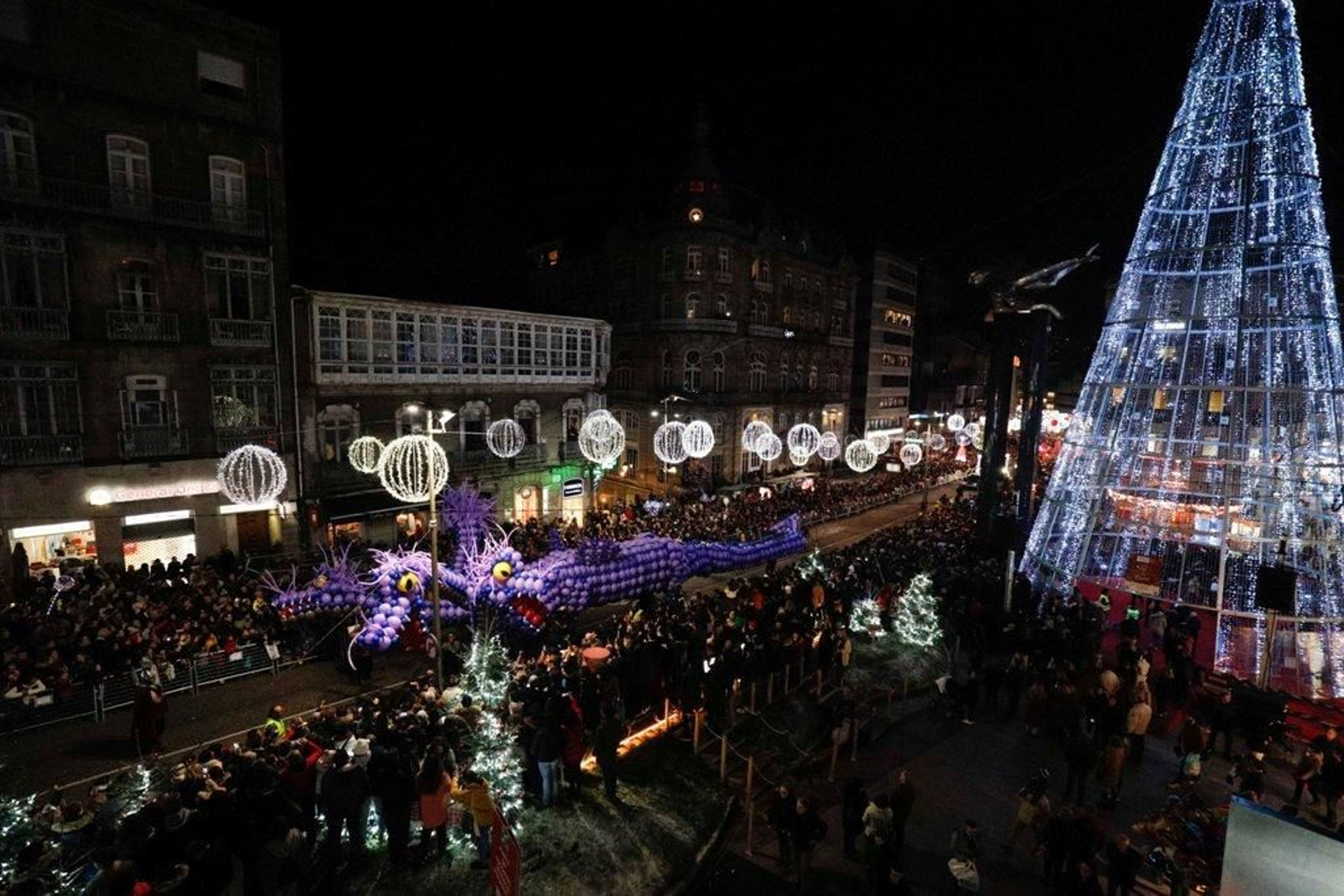 La Cabalgata de los Reyes Magos en Vigo - Adrián 09