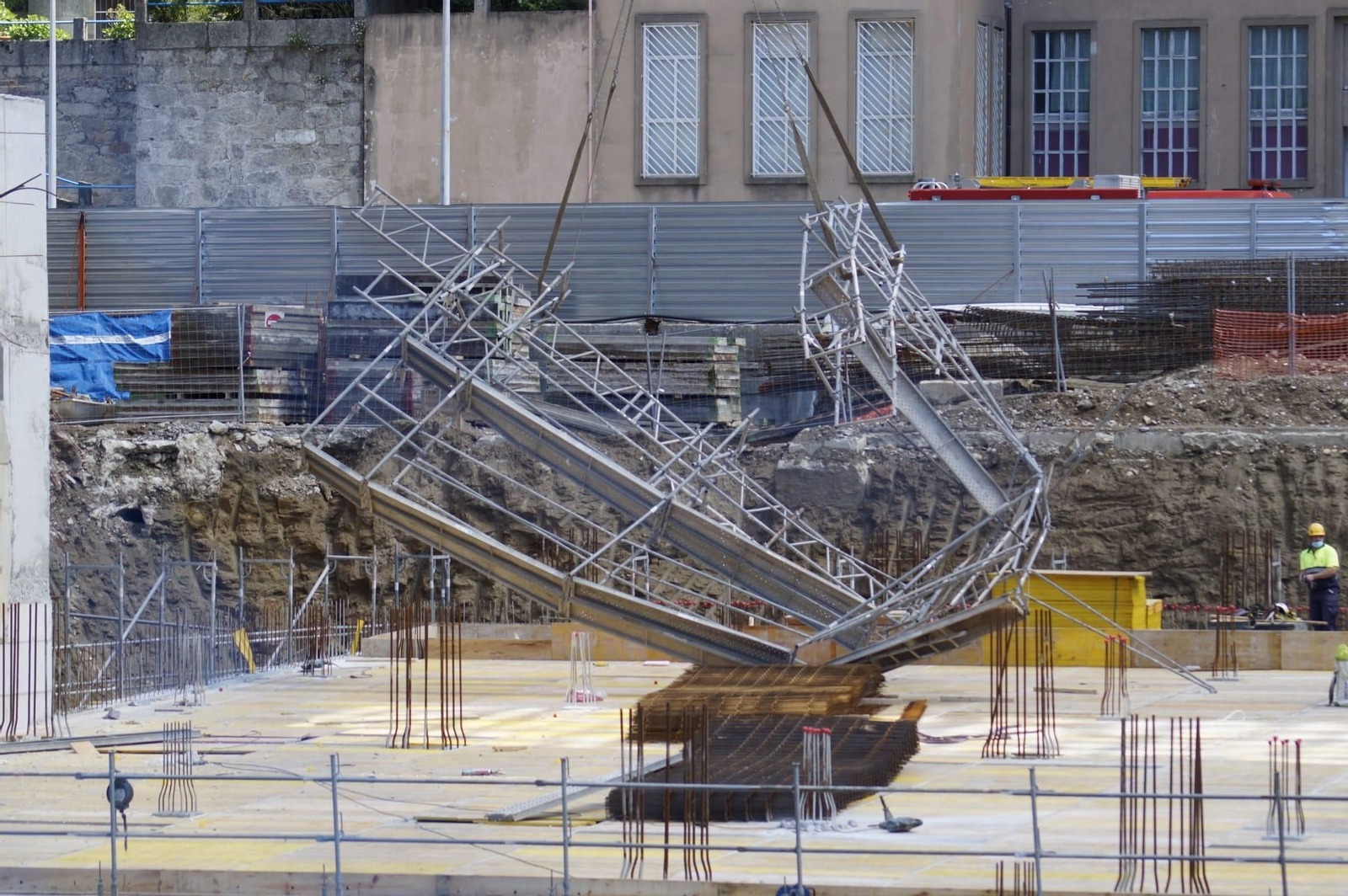 El desprendimiento de un andamio provoca varios heridos en la futura Ciudad de la Justicia