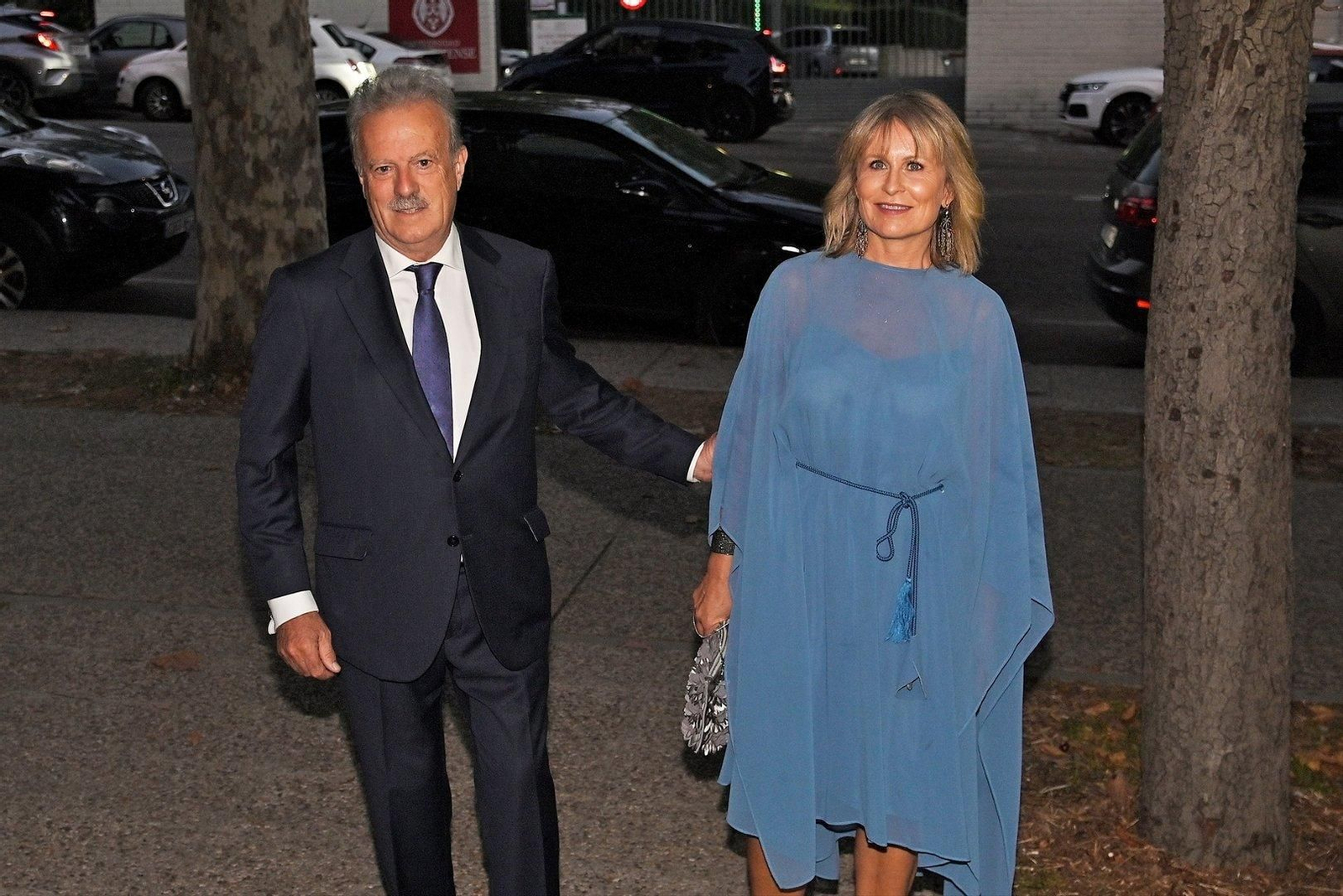 Maria Rey y Manuel Campo Vidal en la boda de Euprepio Padula y Michel Arroyo en el Museo del Traje a 24 de Septiembre de 2022 en Madrid. // EP