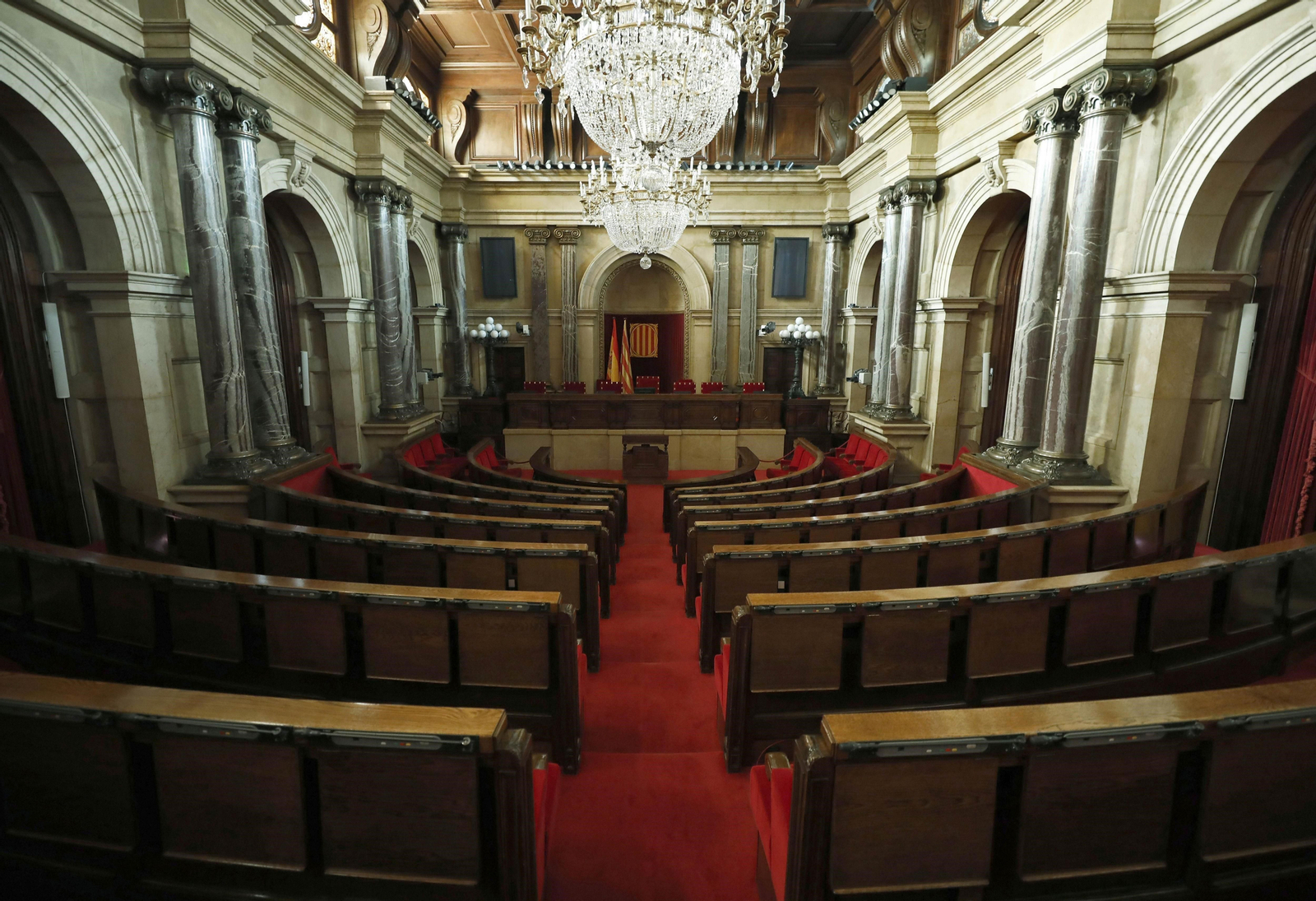 El salón de sesiones del Parlamento catalán no llegó finalmente a acoger el pleno de investidura.