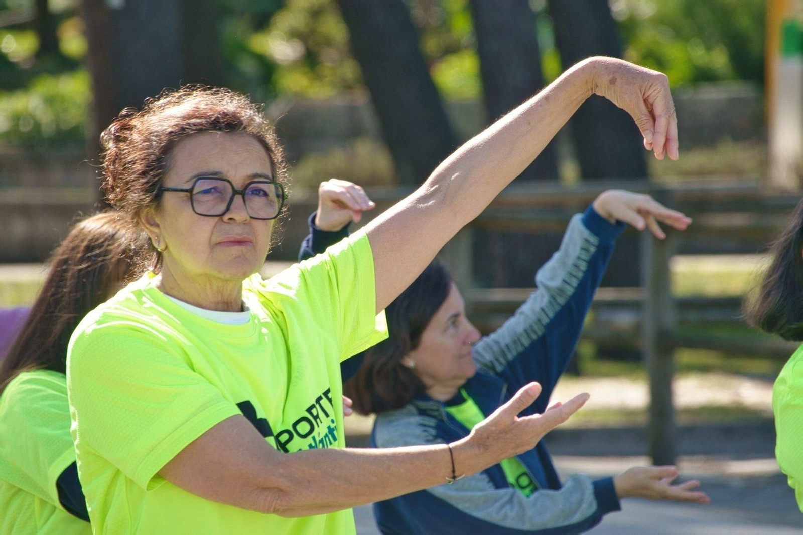 Sesión de taichí de +Deporte Atlántico en Samil.
