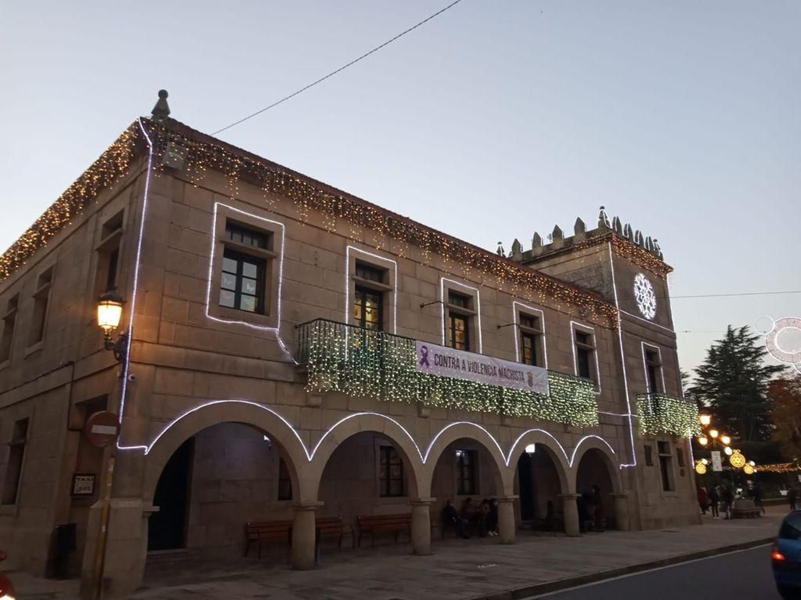 El Ayuntamiento quiere que la Navidad llegue a todos los hogares del municipio.