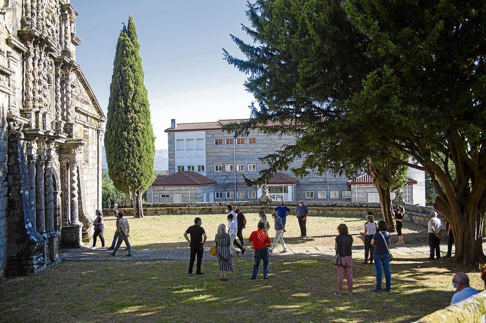 Entrimo albergó el miércoles el funeral de Luis Miguel Fernández.