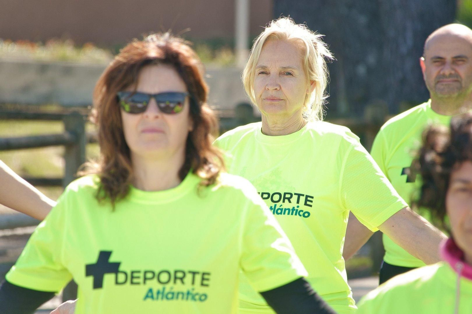 Sesión de taichí de +Deporte Atlántico en Samil.