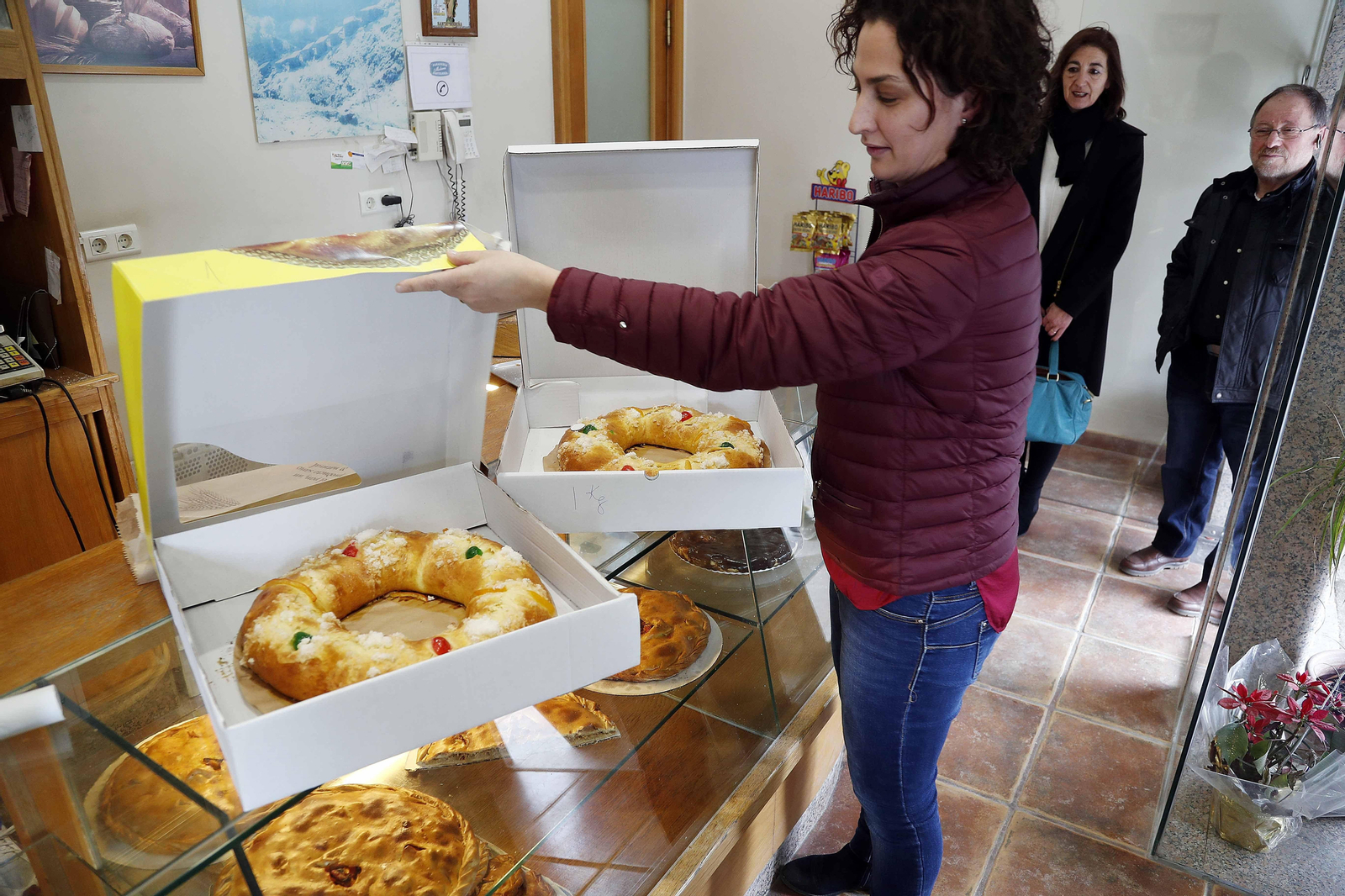 Vigo se llenó de roscones y huevos de Pascua