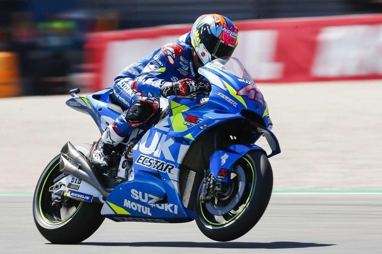 Maverick Viñales sale en la segunda posición de la parrilla.