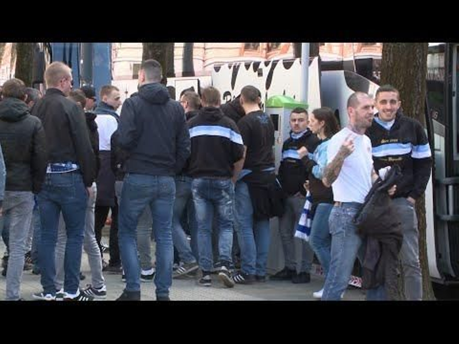 LLegan los primeros aficionados al San Mamés