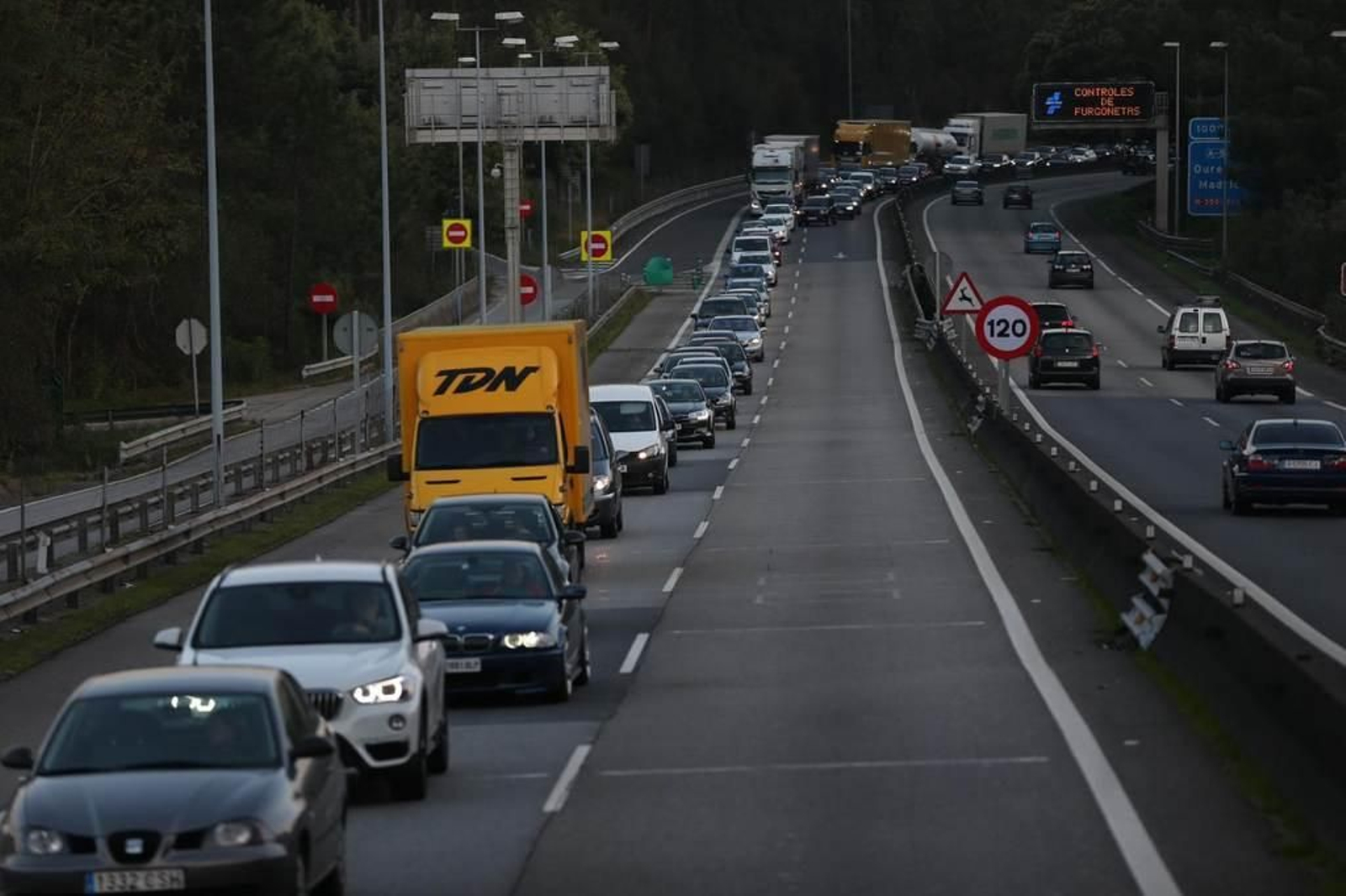 Accidente en la la autovía A55 en Mos 7