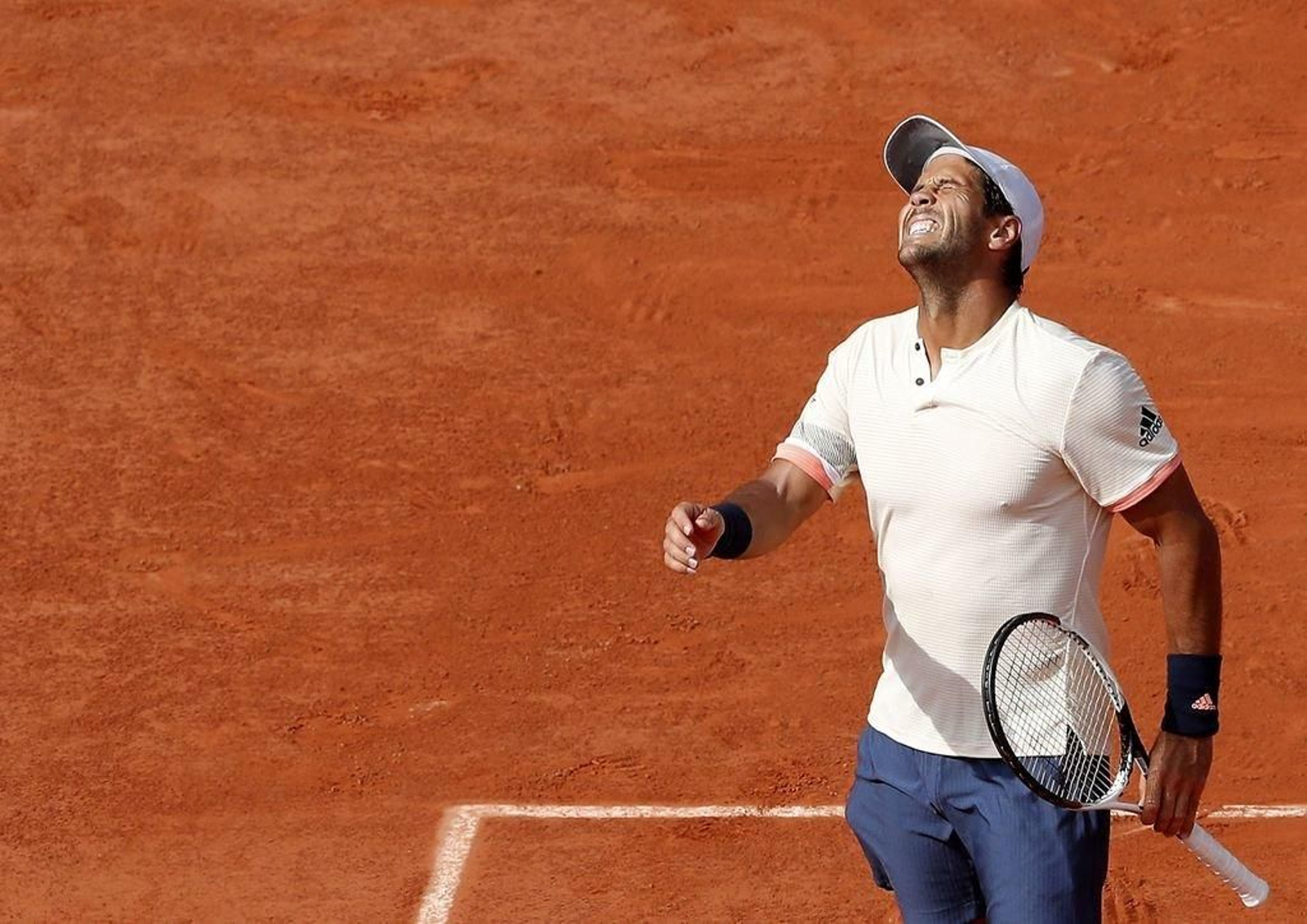 Verdasco se lamenta.