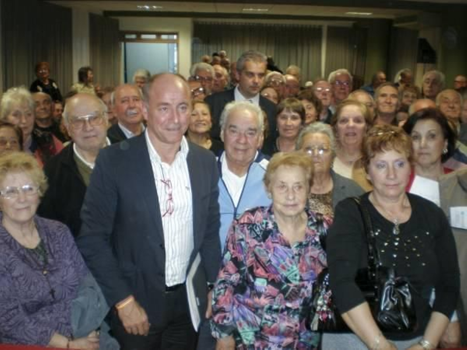 Santiago Camba durante la presentación del programa Reencontros.