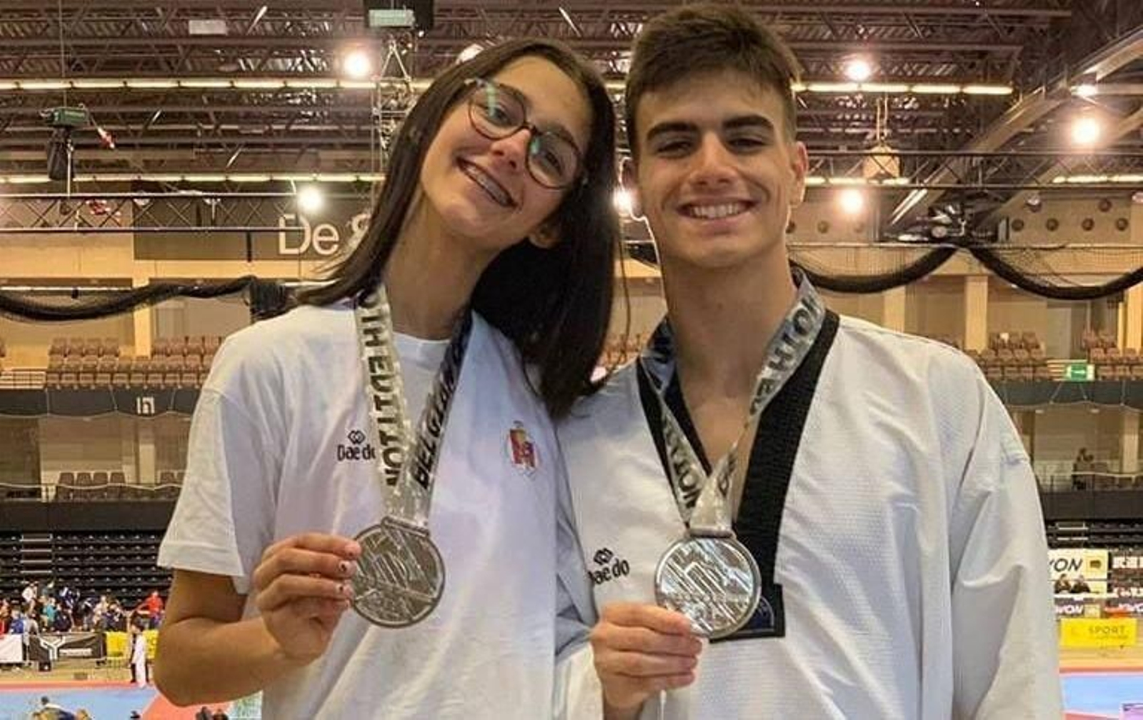 Iglesias y Patiño con sus medallas.