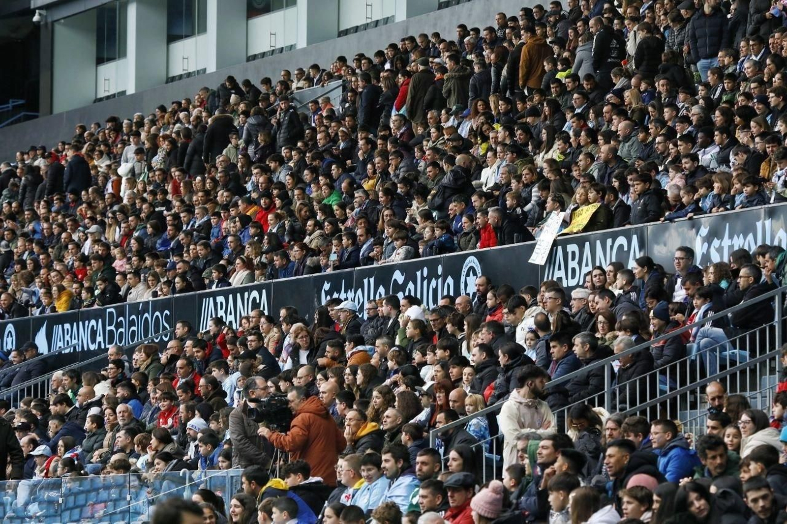 Detalle de las gradas de Tribuna.