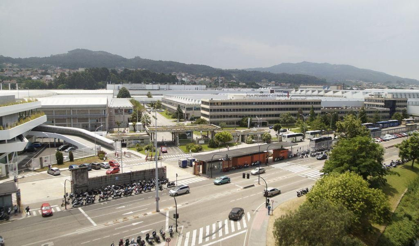 PSA Vigo no ha visto afectada la producción de coches, por el momento, pero sí las baterías eléctricas.