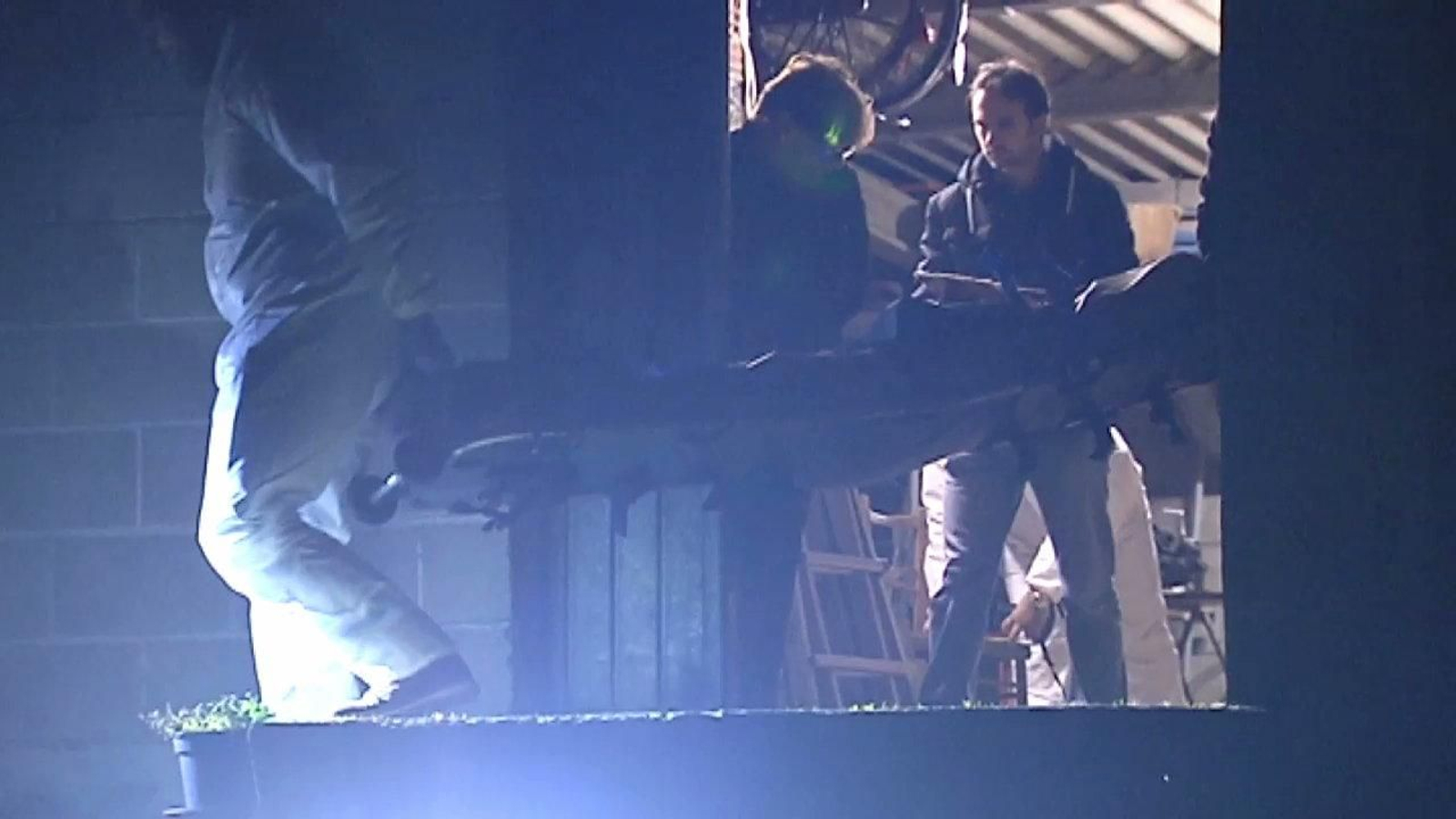 Retiran uno de los cadáveres  // Alberte