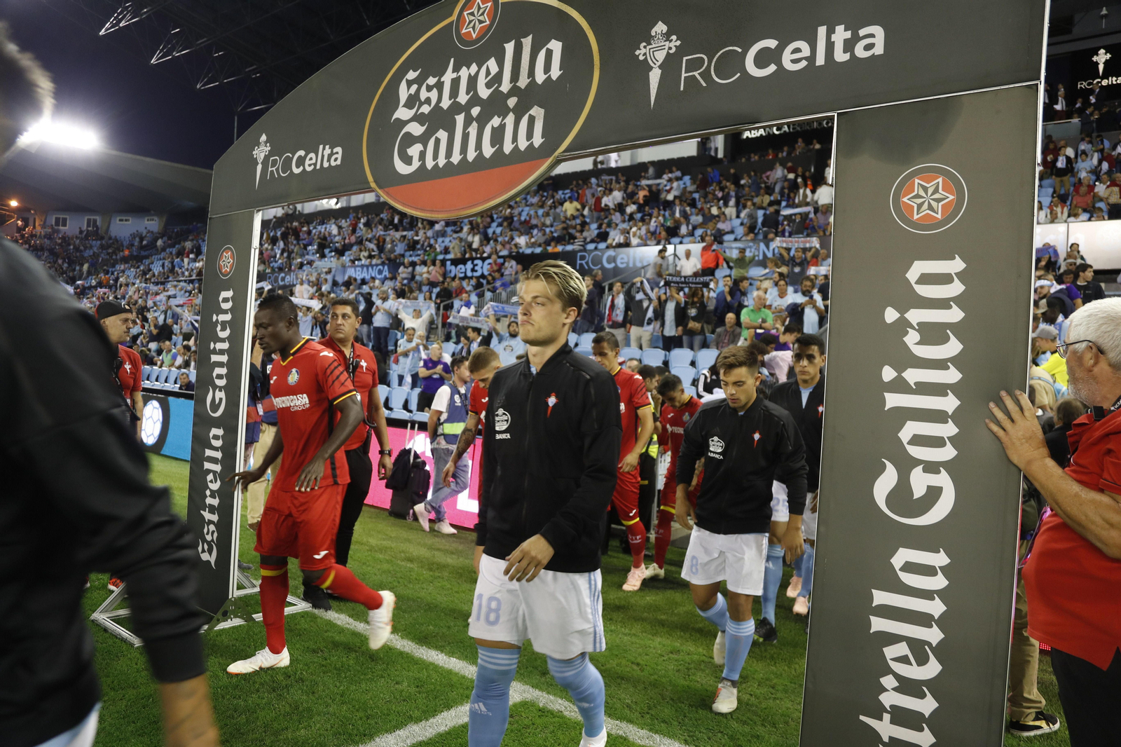 Mathias Jensen, el día de su debut ante el Getafe.