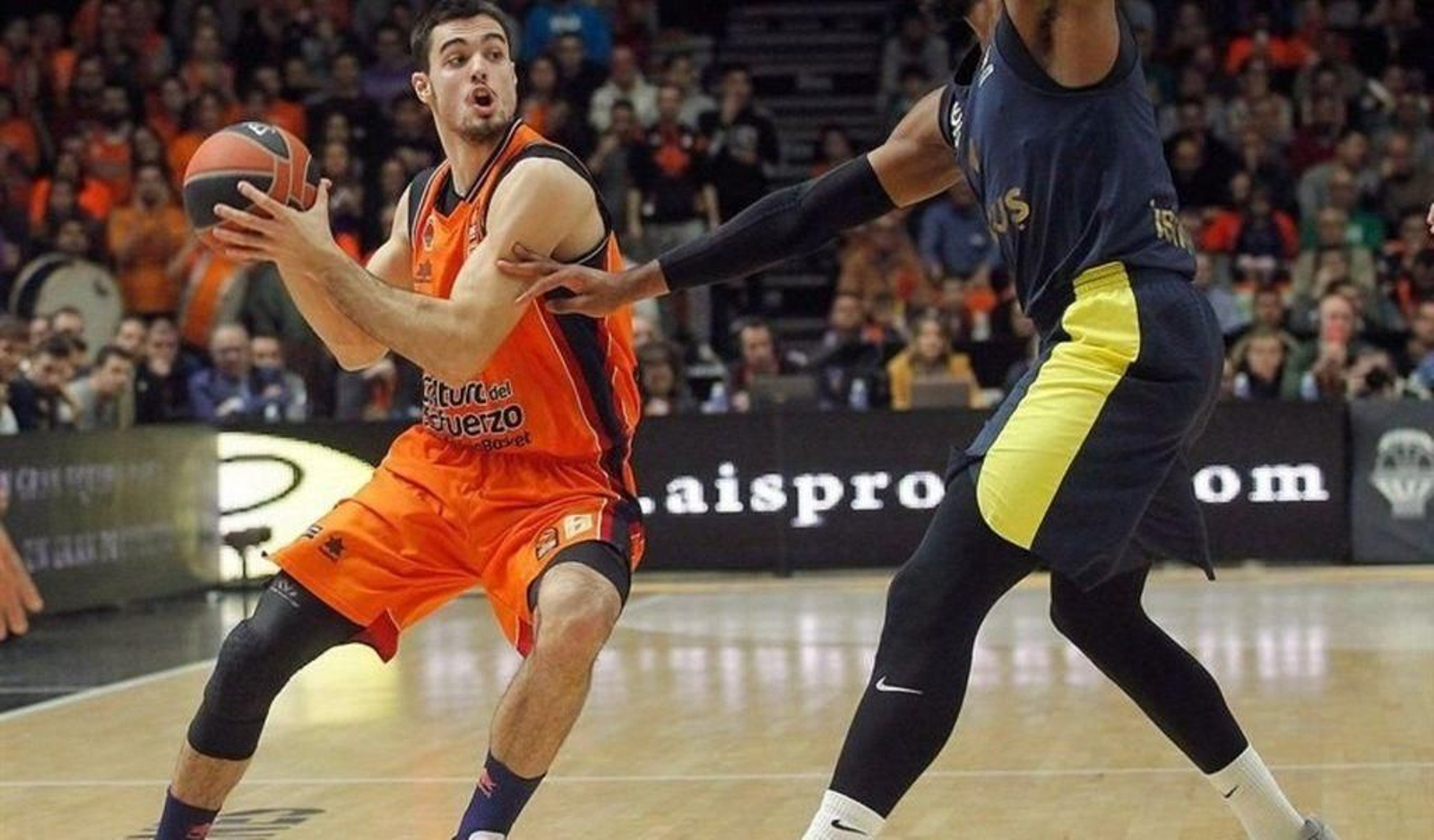 Alberto Abalde, jugador vigués del Valencia.