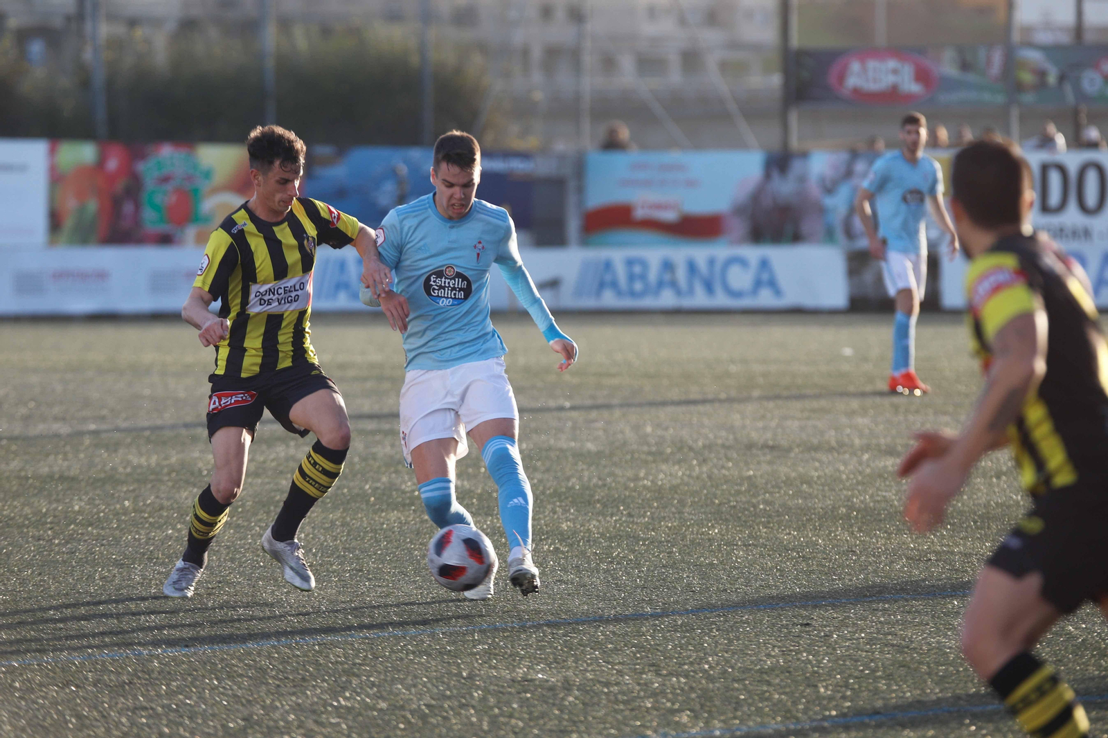 El derbi fue muy competido y se decidió por un solo gol.