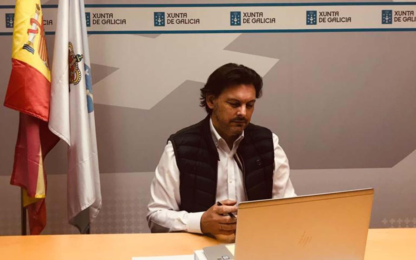 Antonio Rodríguez Miranda, durante la videoconferencia, en la sede de la SXE en Santiago de Compostela