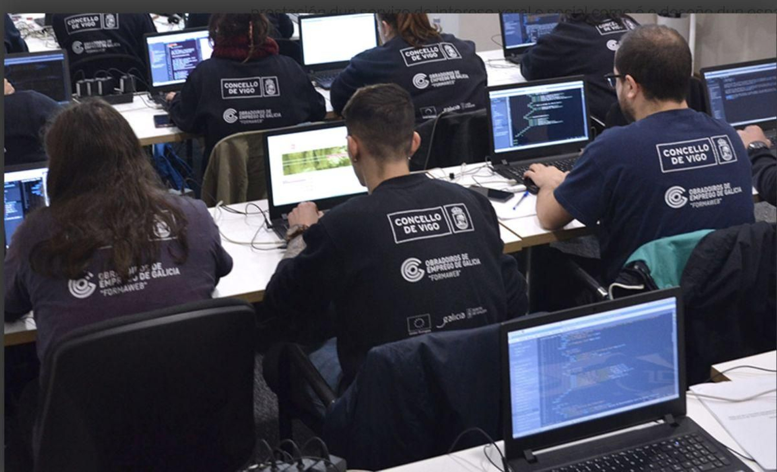 Usuarios durante una de las actividades formativas laborales organizadas por el Concello.