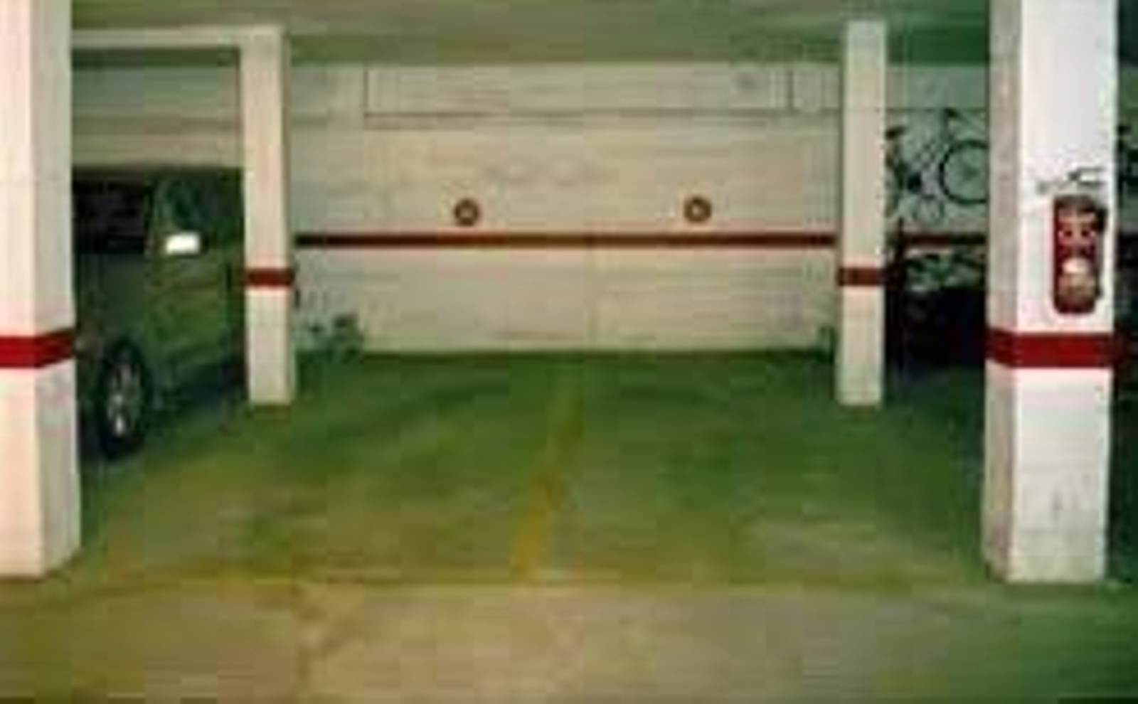 Una plaza de garaje en alquiler.